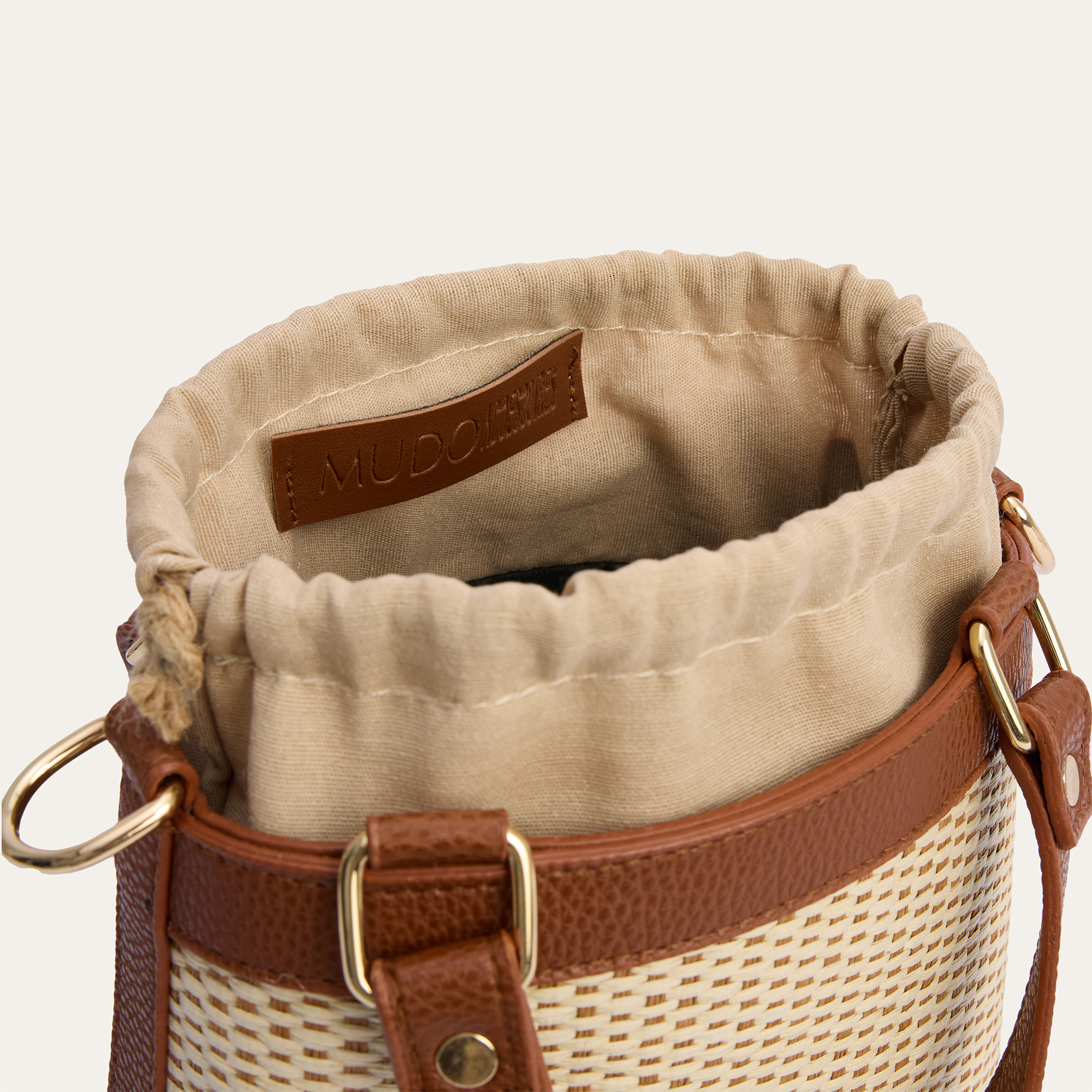 HASIR GÖRÜNÜMLÜ BUCKET OMUZ ÇANTASI