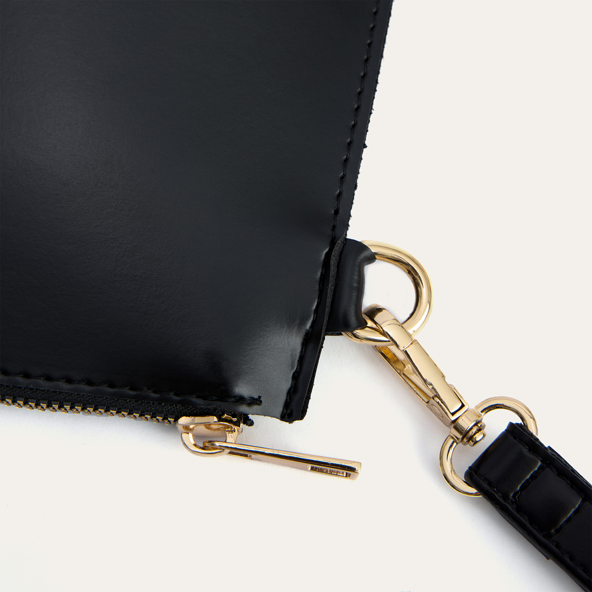 DERİ GÖRÜNÜMLÜ PORTFÖY ÇANTA