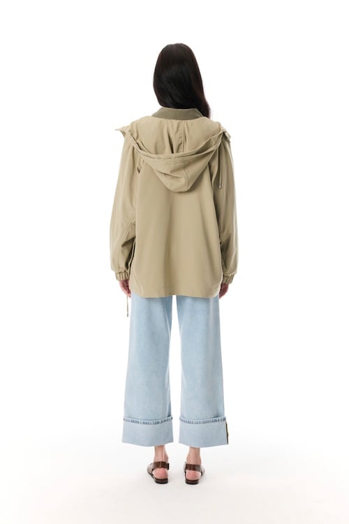  KAPÜŞONLU KISA PARKA