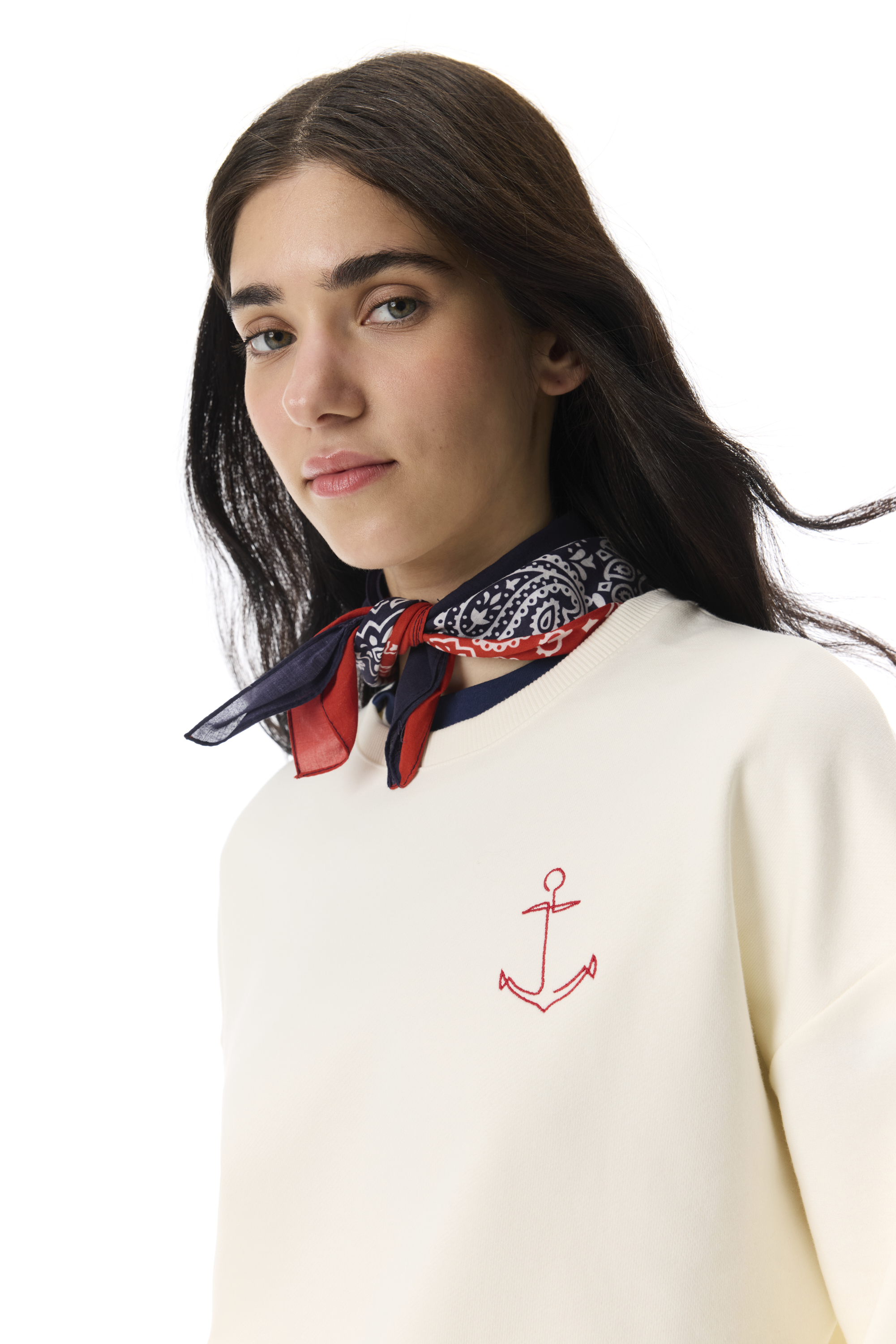 BİSİKLET YAKA NAKIŞLI OVERSIZE SWEATSHIRT