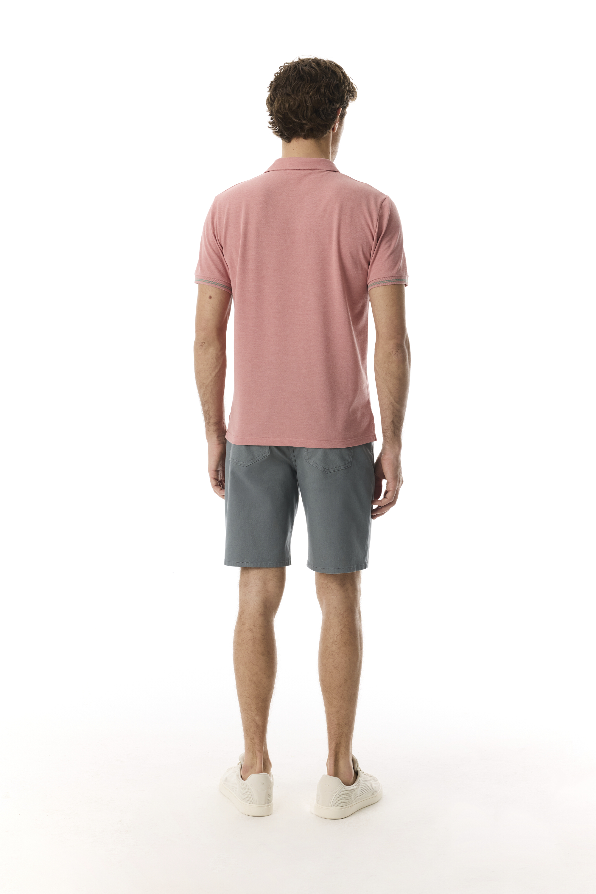 NAKIŞLI POLO YAKA T-SHIRT