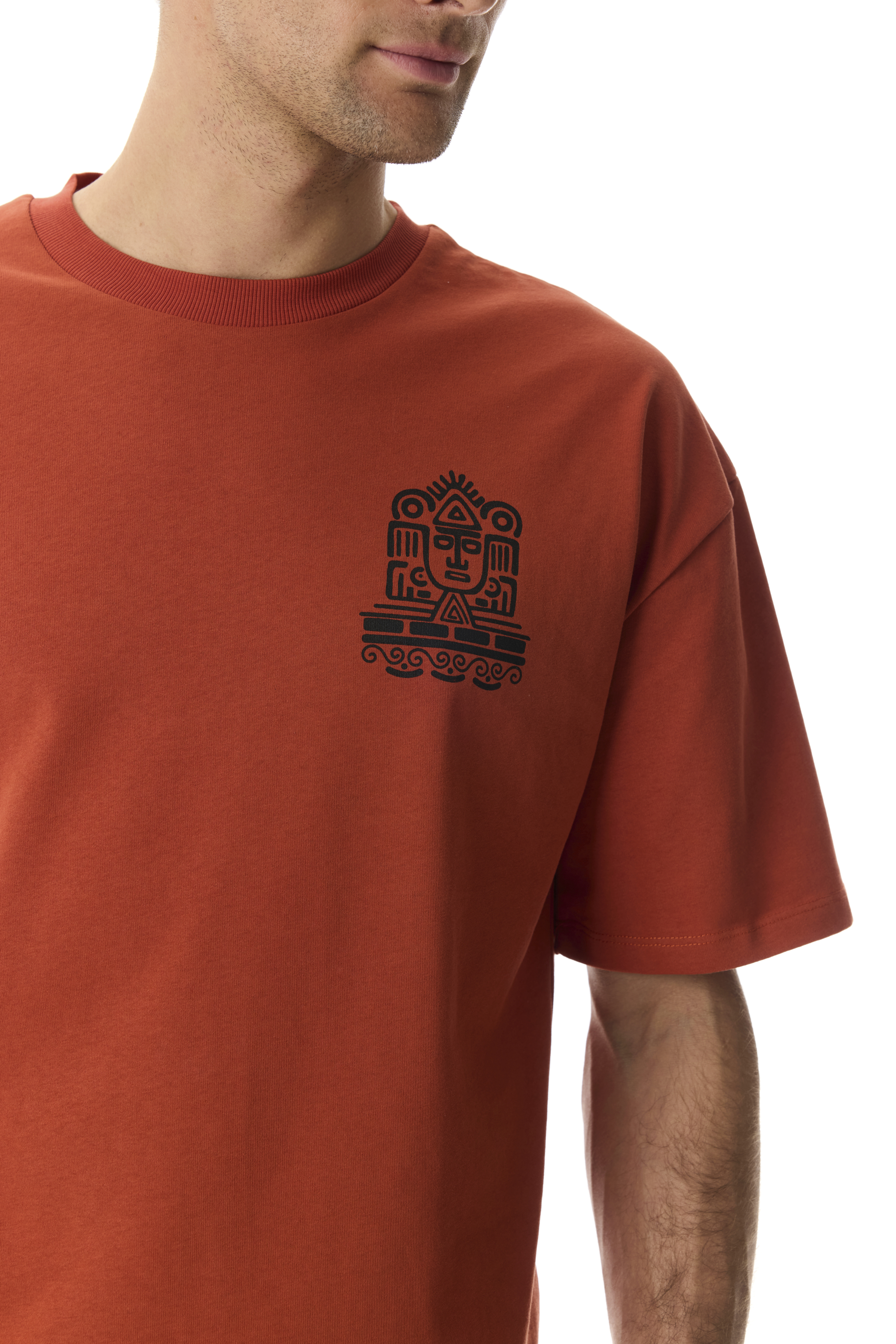 ETNİK BASKILI BİSİKLET YAKA T-SHIRT