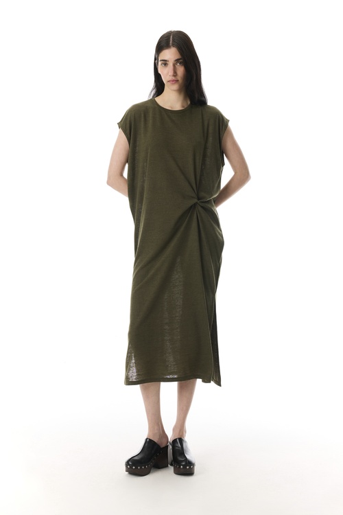  DÜĞÜM DETAYLI YIRTMAÇLI MİDİ ELBİSE