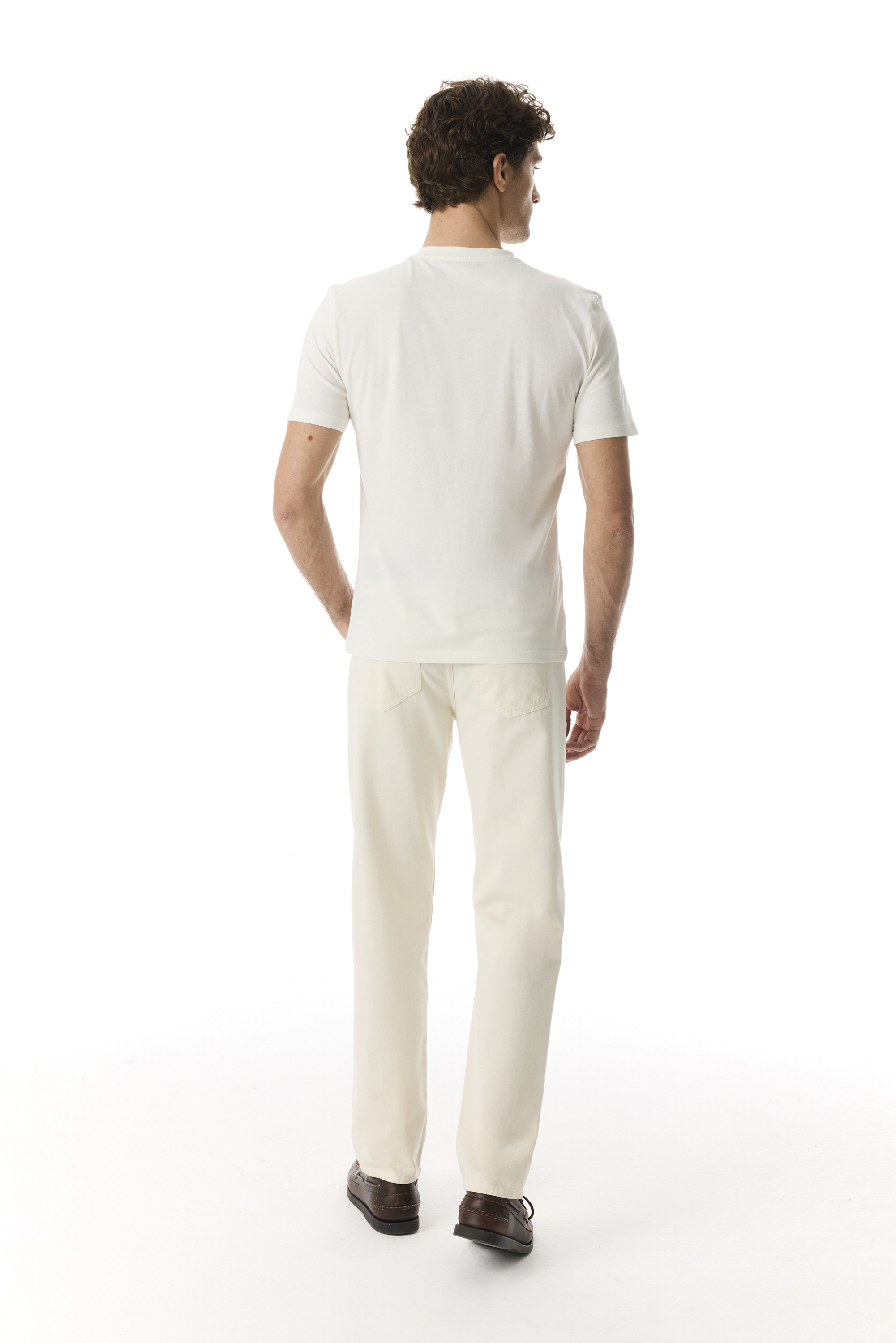 COMFORT FIT BASKILI T-SHIRT