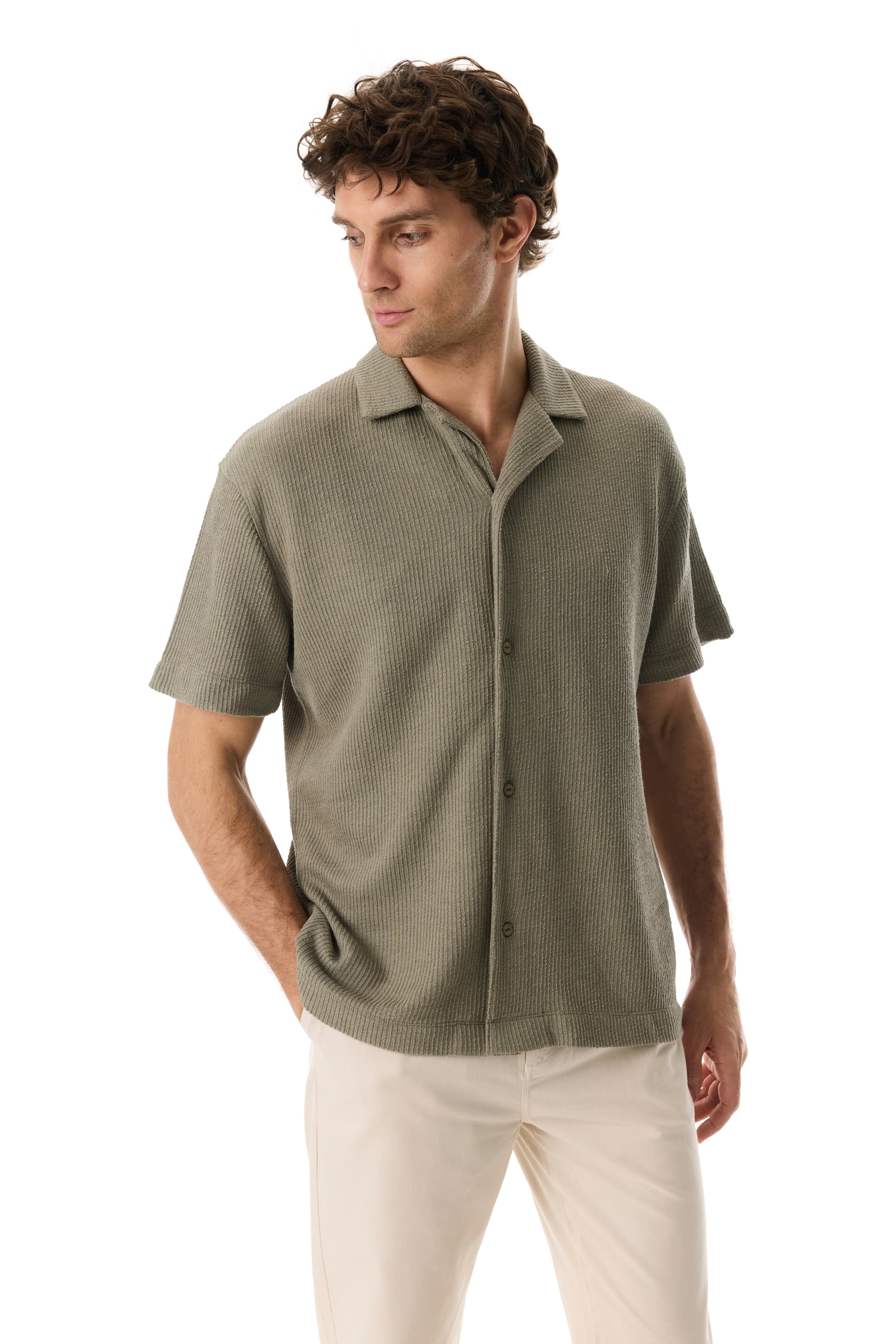 LOOSE FIT KISA KOLLU ÖRME GÖMLEK