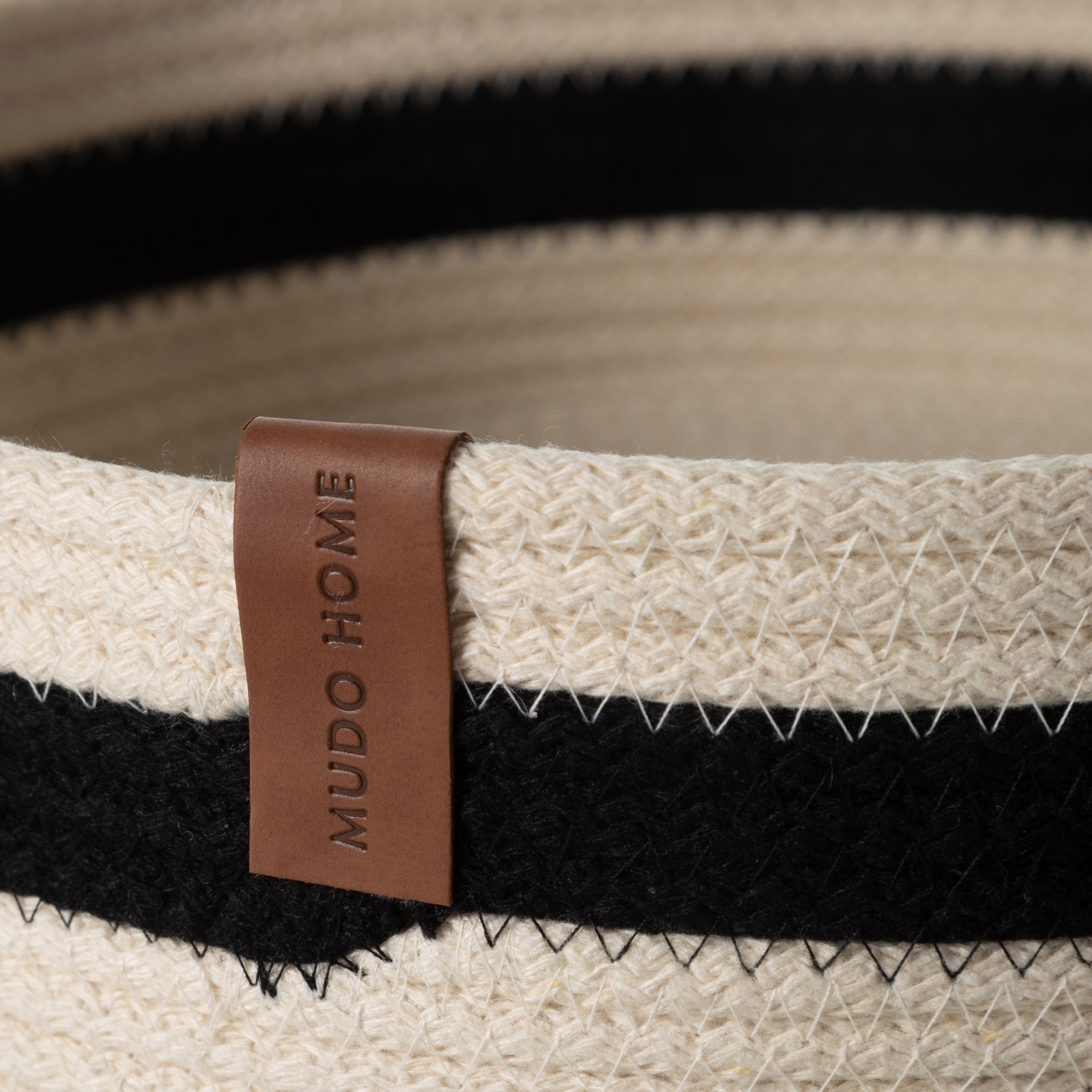 VENUS DÜZENLEYİCİ SEPET SİYAH EKRU 8X25