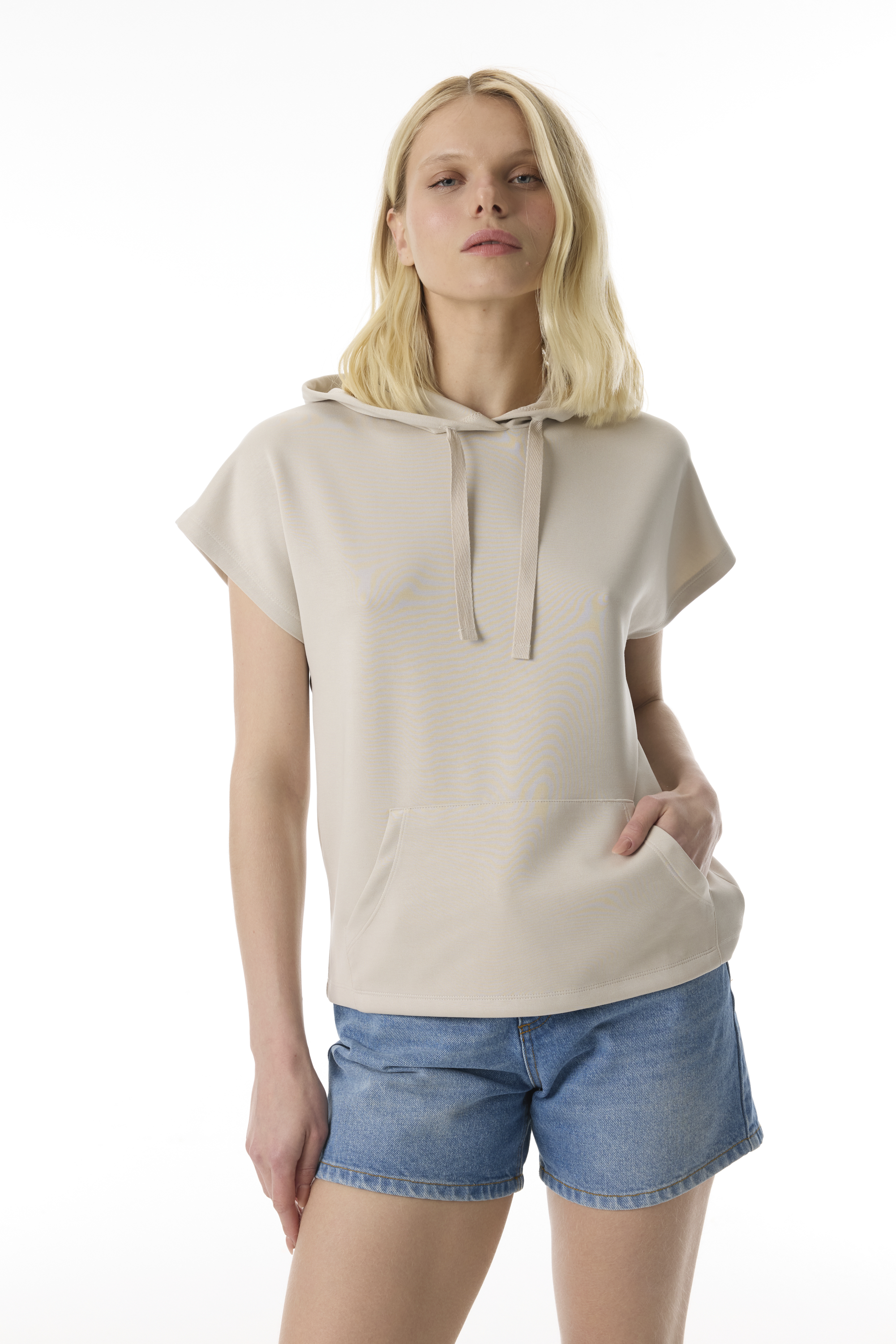 LOOSE FIT KAPÜŞONLU KISA KOLLU SWEATSHIRT