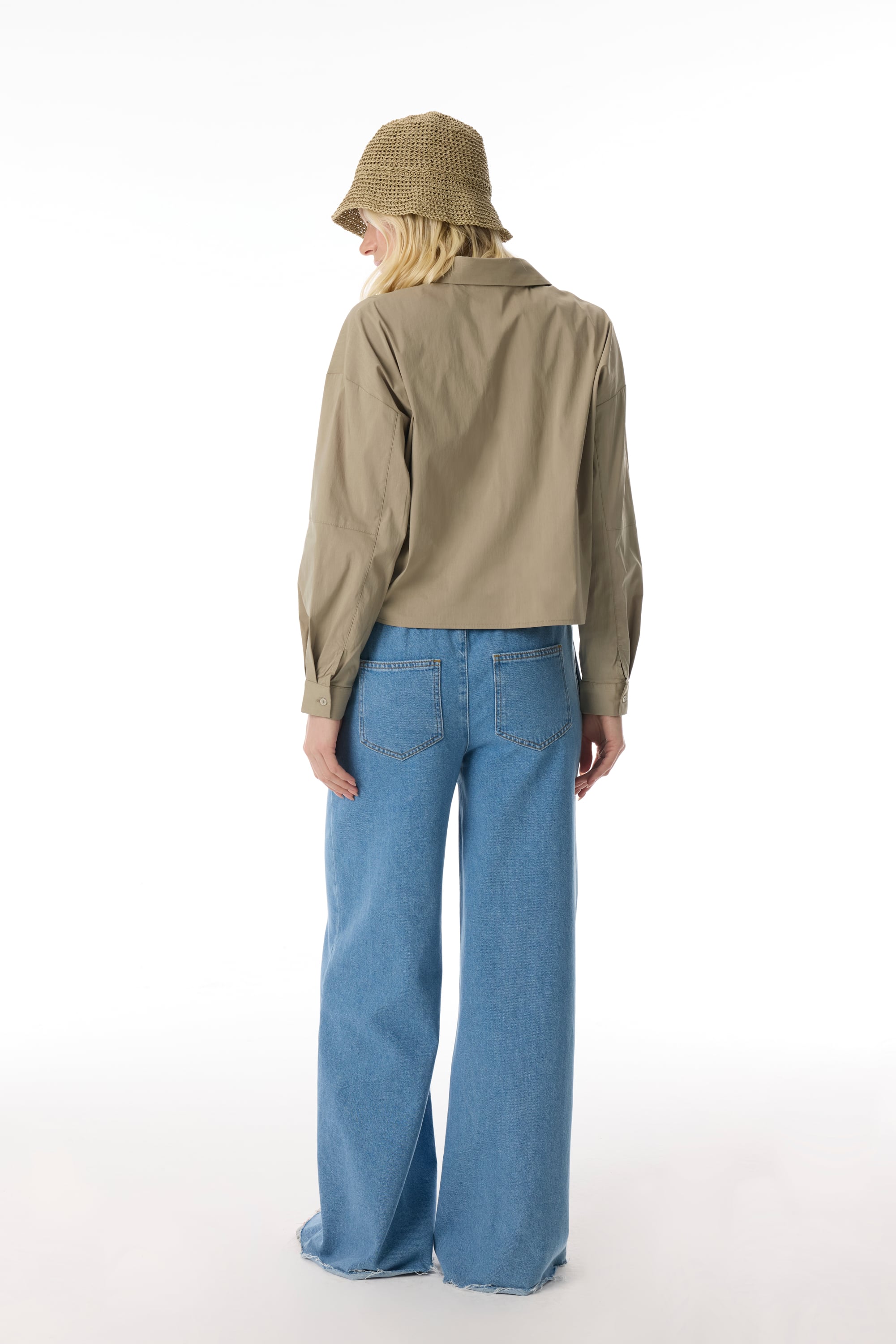 UZUN KOLLU CROP GÖMLEK