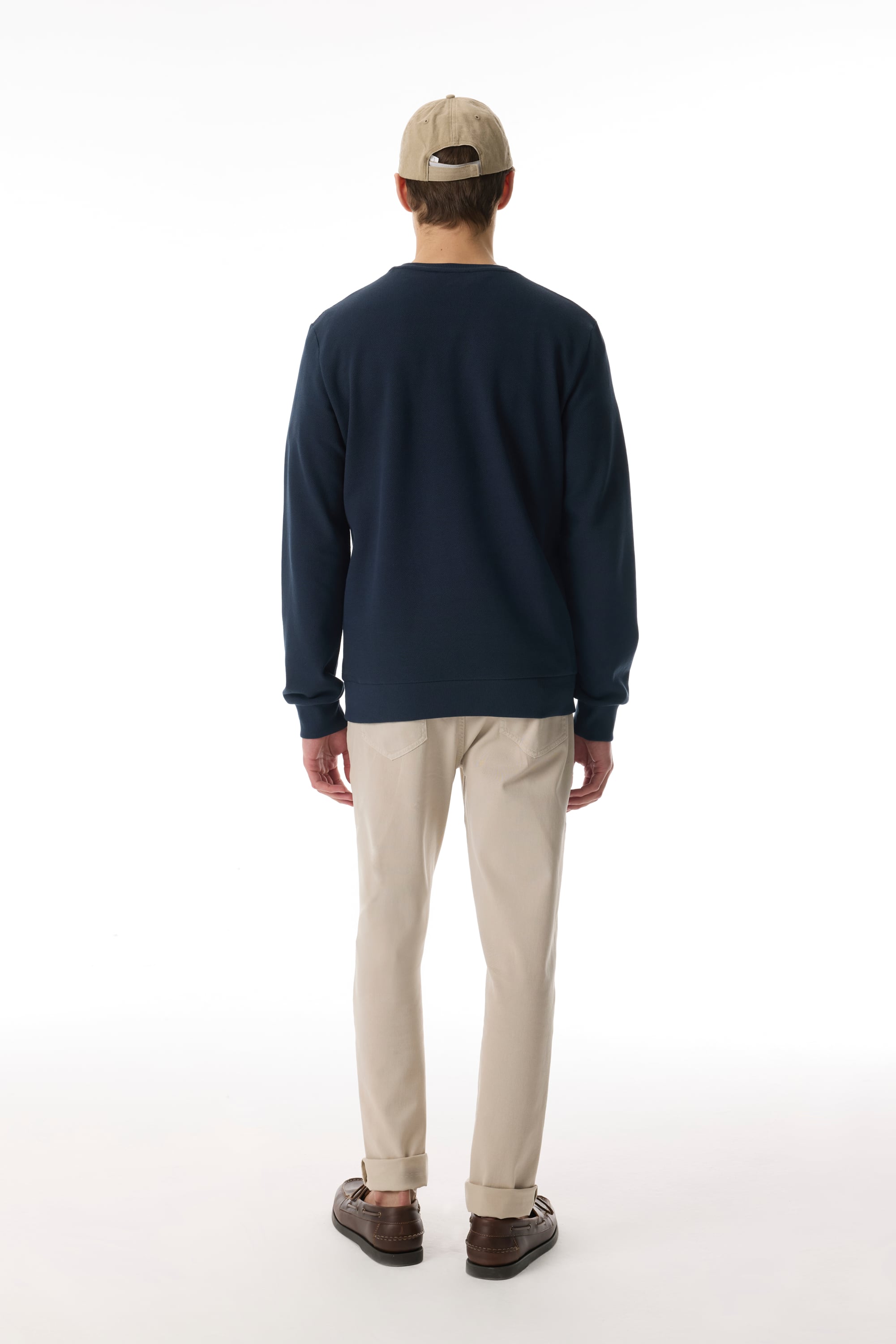 BİSİKLET YAKA NAKIŞLI SWEATSHIRT