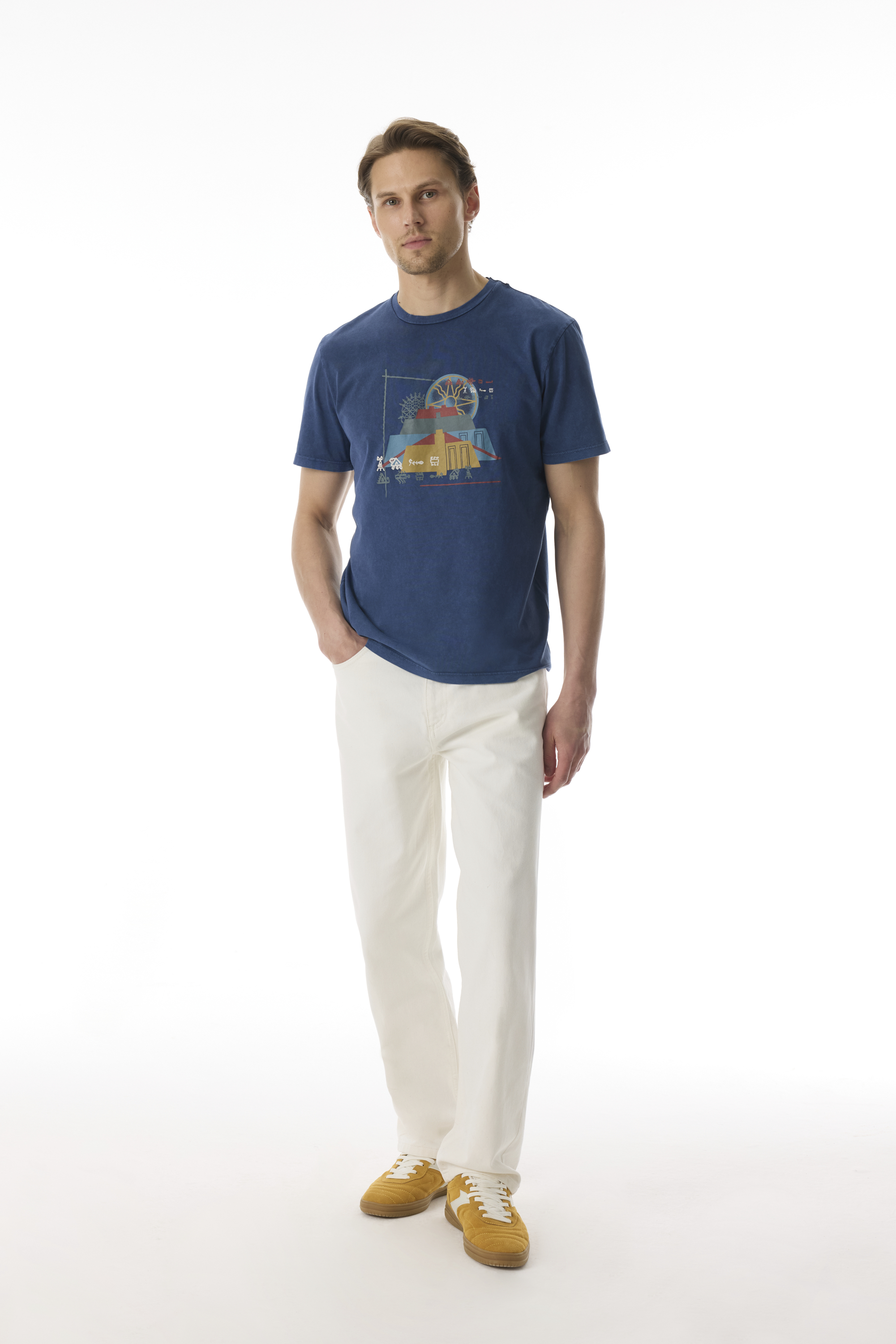 MİTOLOJİK BASKILI BİSİKLET YAKA T-SHIRT