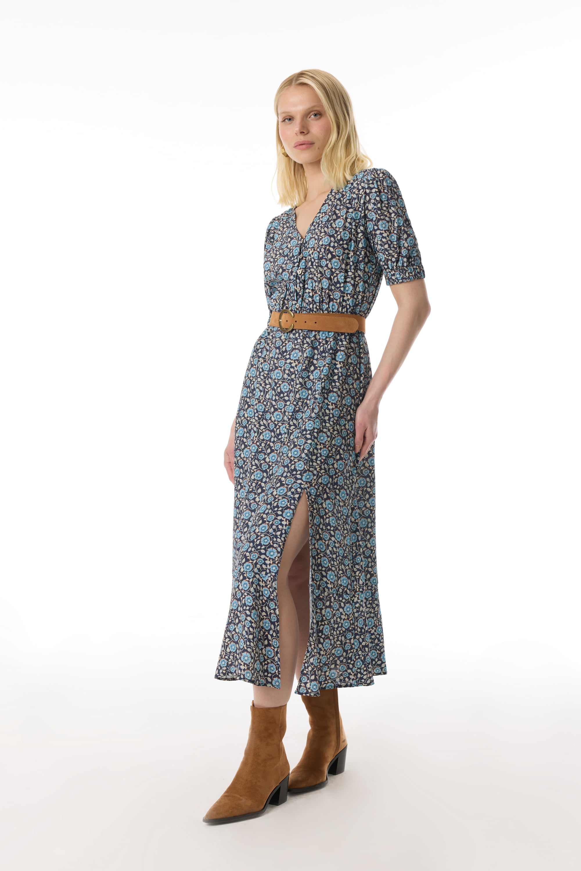 ETNİK BASKILI YIRTMAÇLI MİDİ ELBİSE