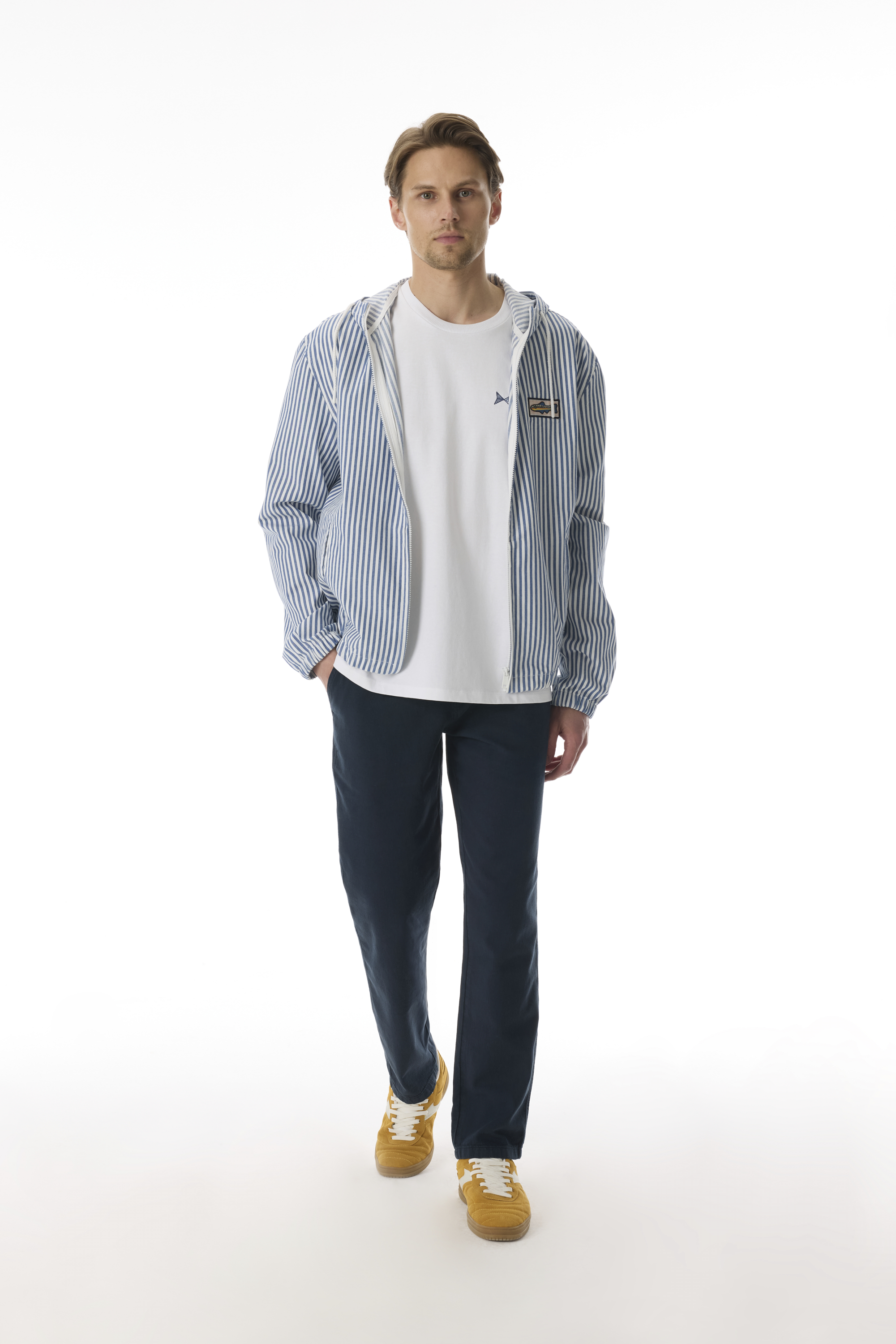 ÇİZGİLİ NAKIŞ DETAYLI KAPÜŞONLU CEKET