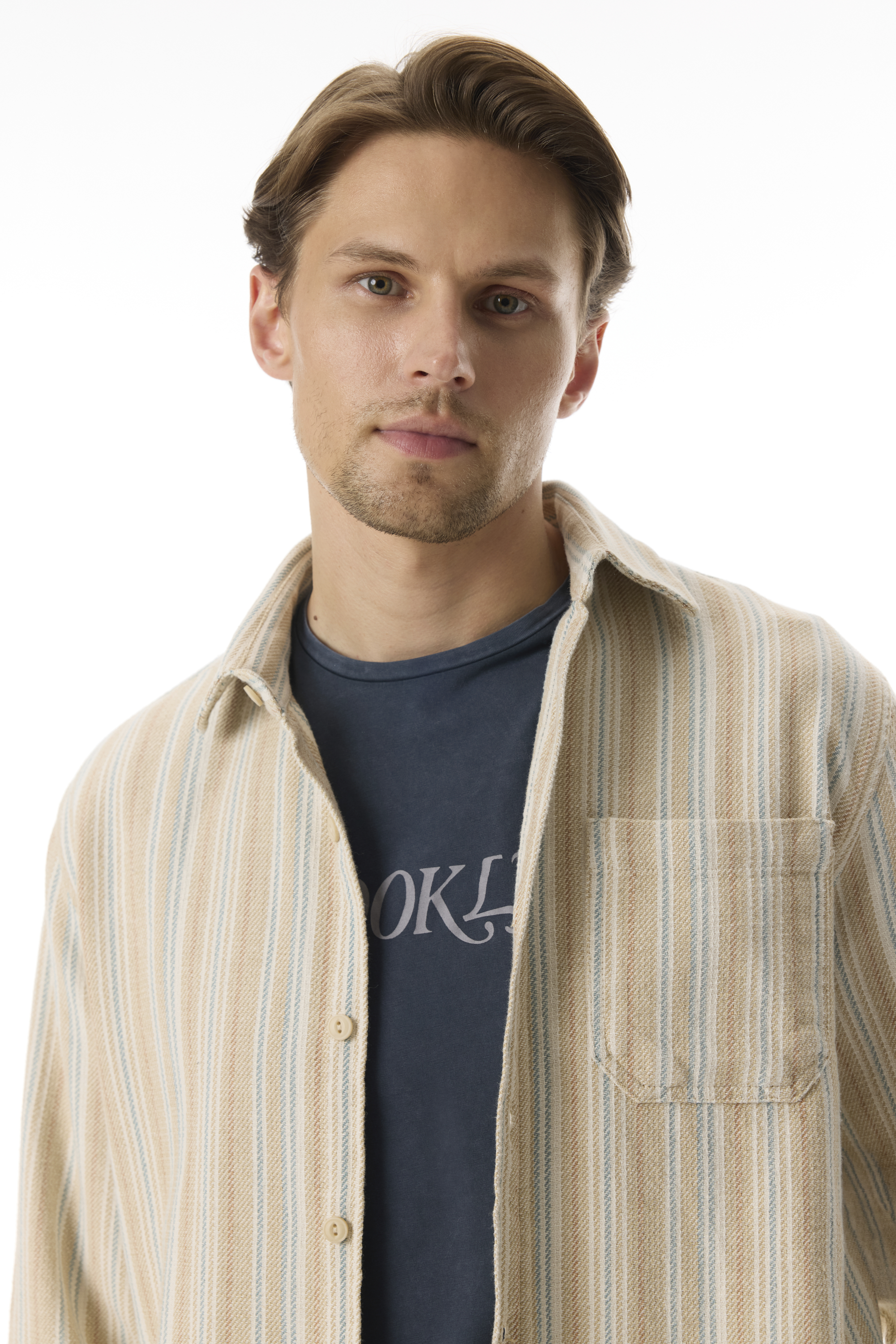 COMFORT FIT ÇİZGİLİ UZUN KOLLU GÖMLEK