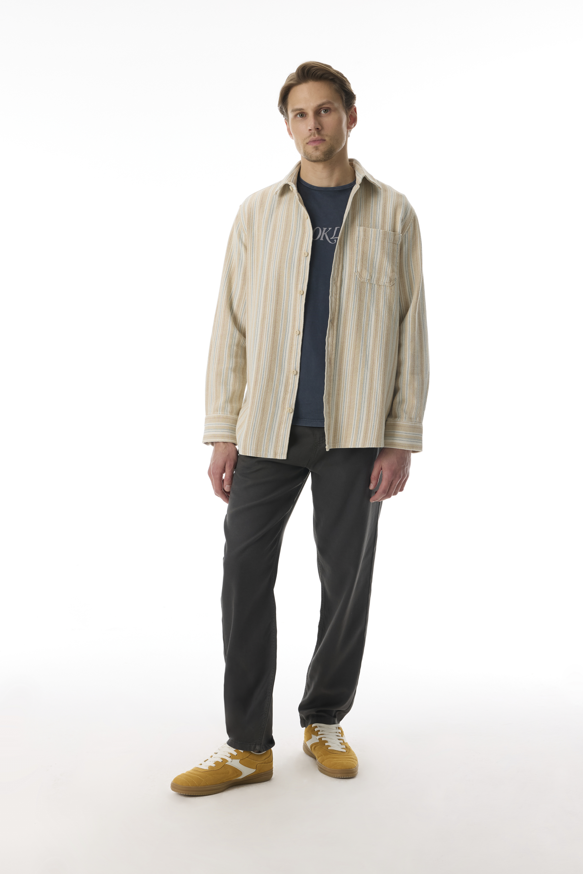 COMFORT FIT ÇİZGİLİ UZUN KOLLU GÖMLEK