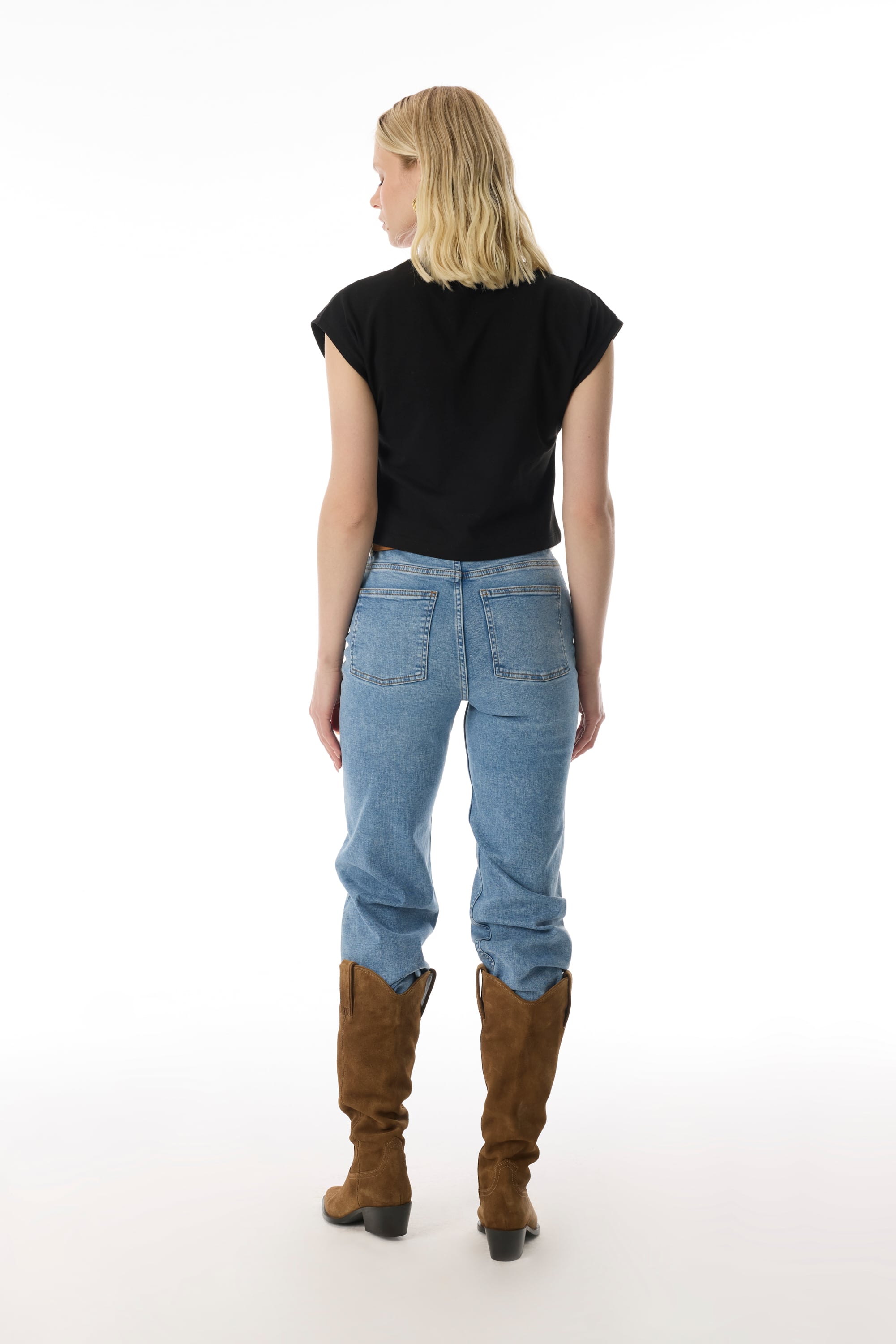 BİSİKLET YAKA CROP T-SHIRT