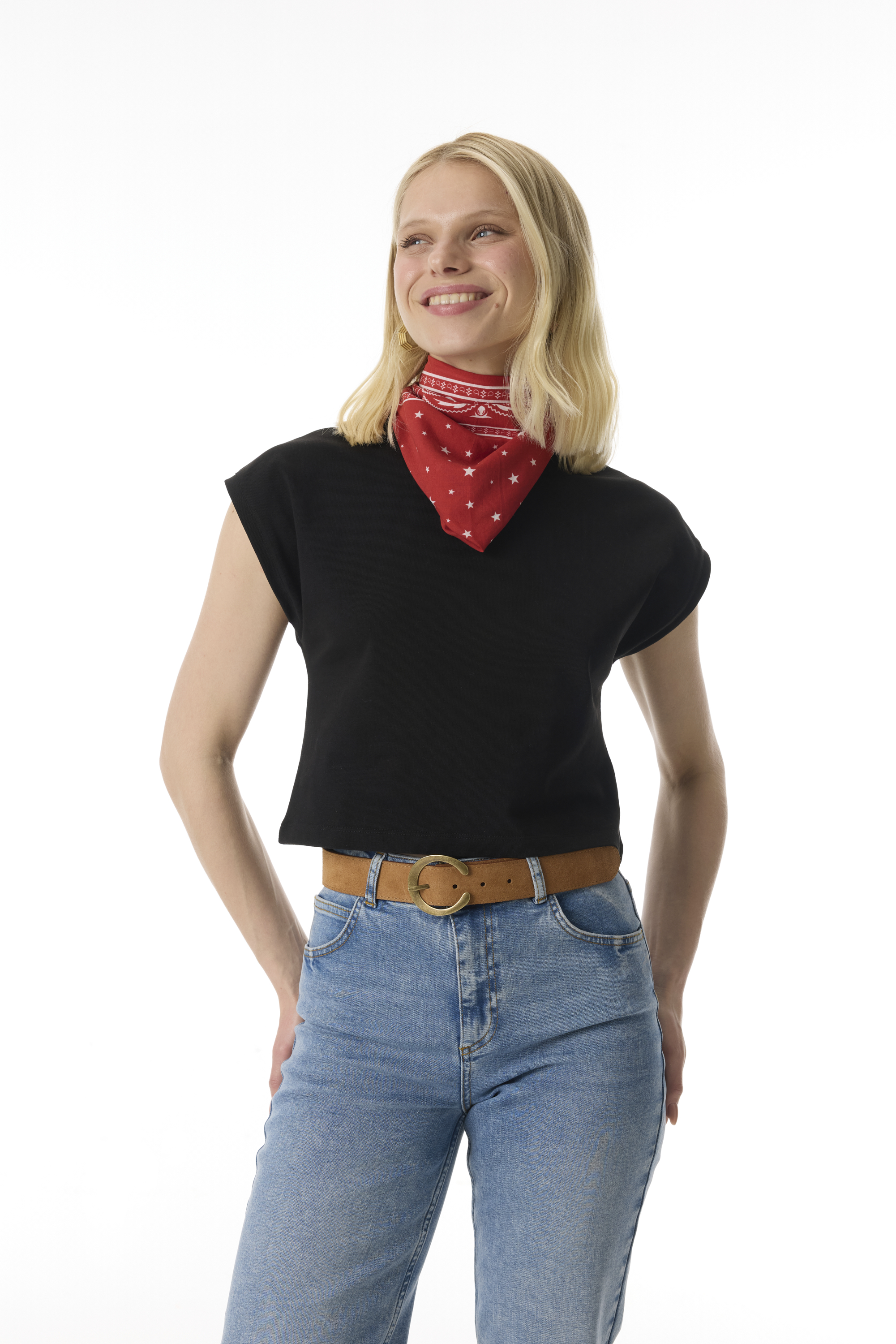 BİSİKLET YAKA CROP T-SHIRT