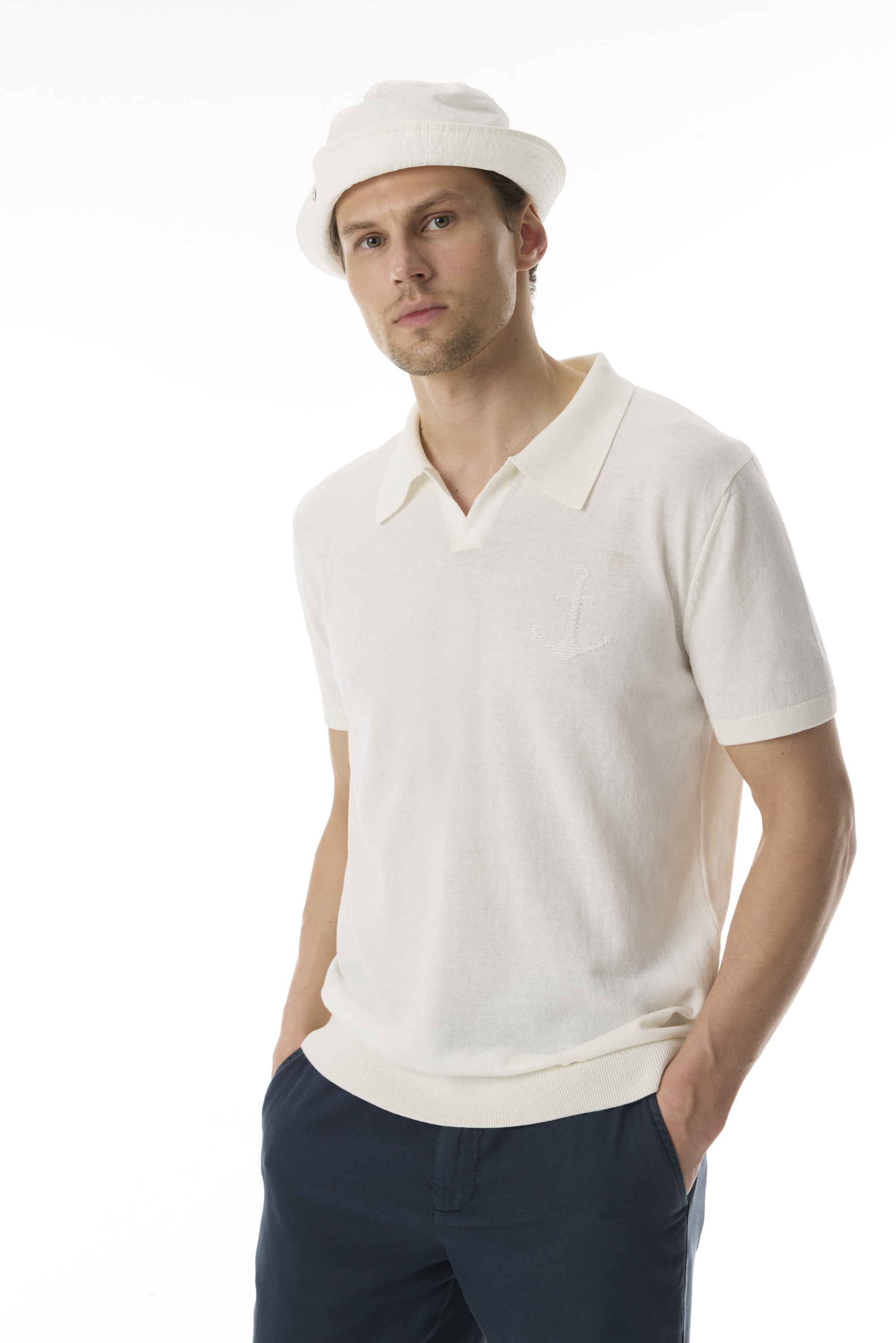 JAKARLI NAKIŞLI POLO YAKA KISA KOLLU TRİKO KAZAK