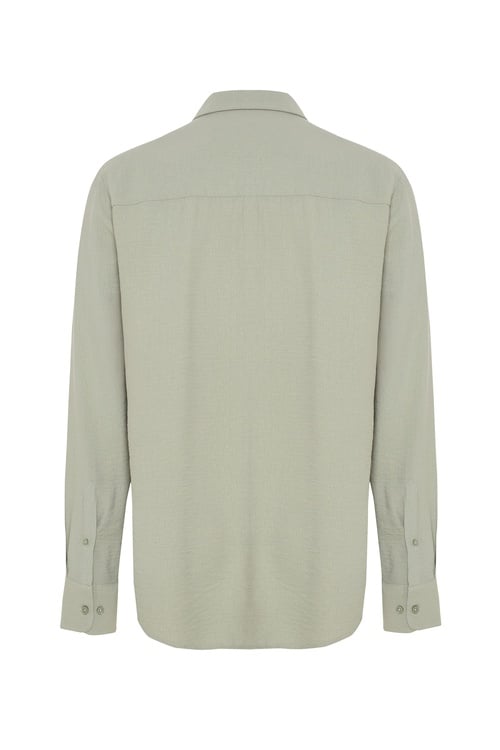  REGULAR FIT DOKULU UZUN KOLLU GÖMLEK