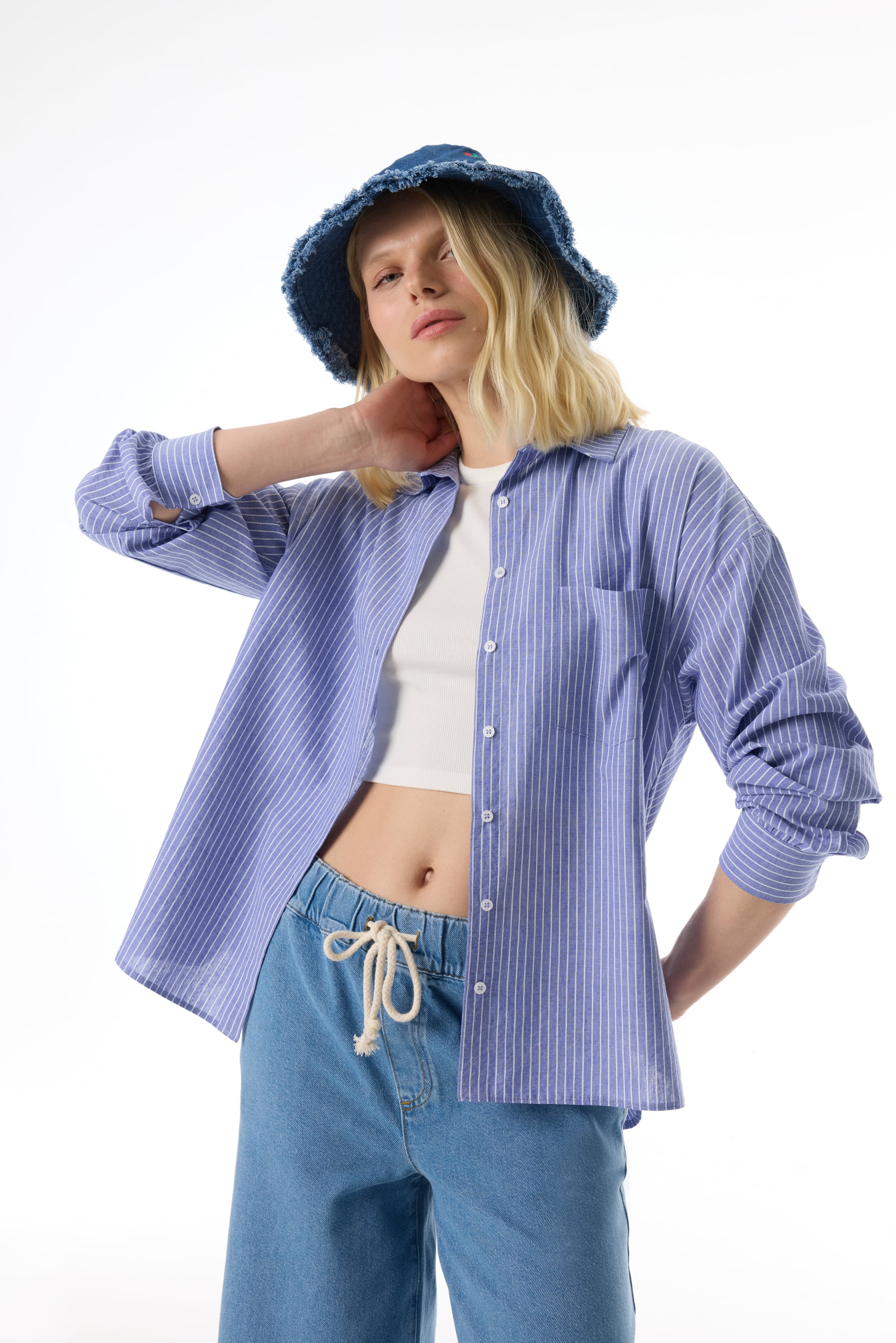 ÇİZGİLİ UZUN KOLLU GÖMLEK