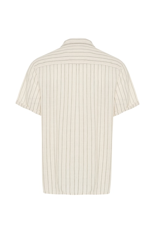 ÇİZGİLİ REGULAR FIT RESORT YAKA KISA KOLLU GÖMLEK