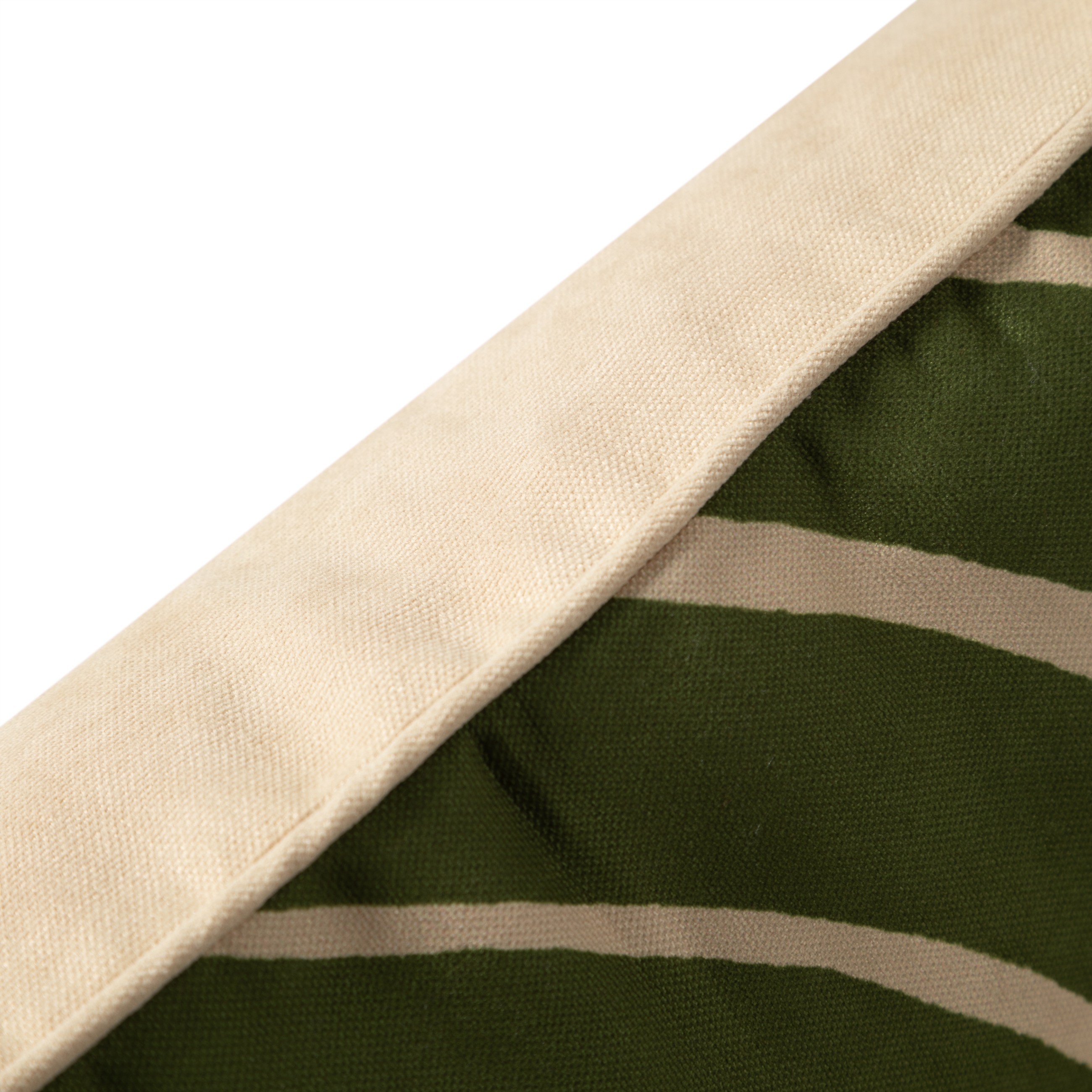 BOLD LINES KIRLENT YEŞİL 45X45