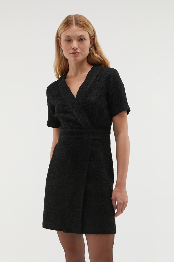 BEL DETAYLI KISA KOLLU MİNİ ELBİSE