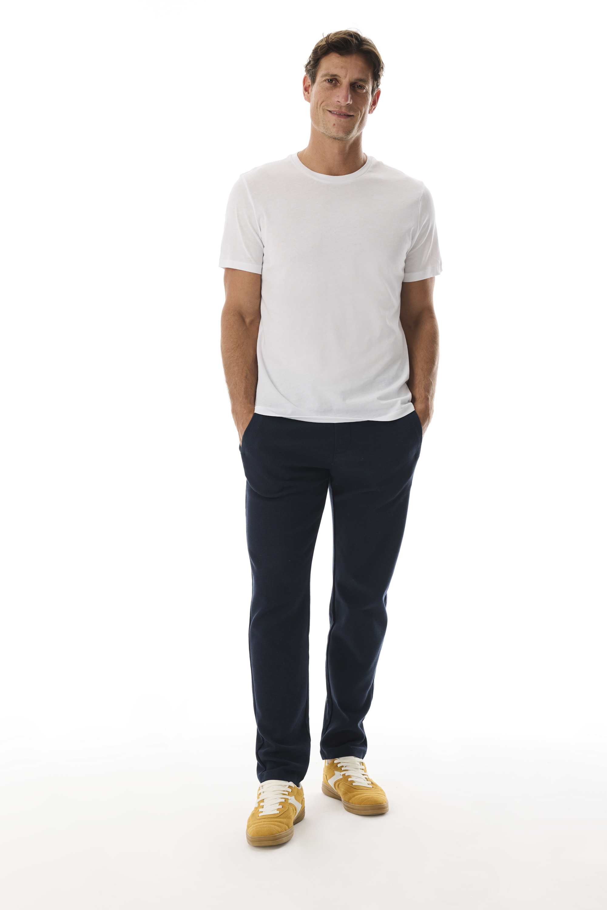 KISA KOLLU BİSİKLET YAKA T-SHIRT