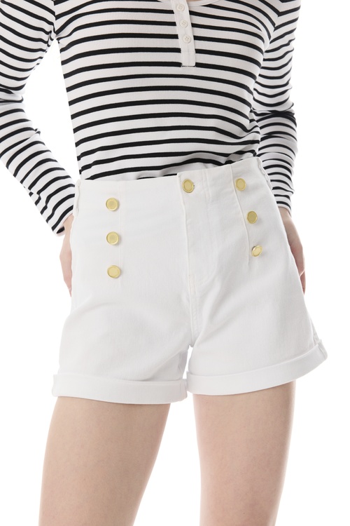  DÜĞME DETAYLI KISA ŞORT