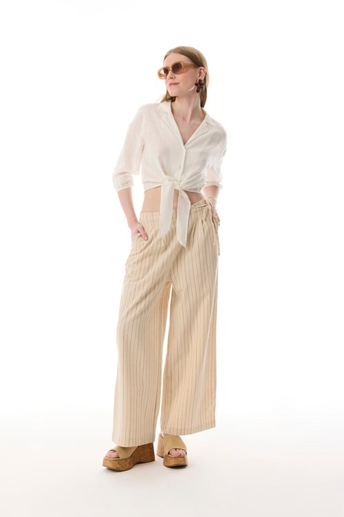  BELİ BAĞLAMALI V YAKA CROP BLUZ