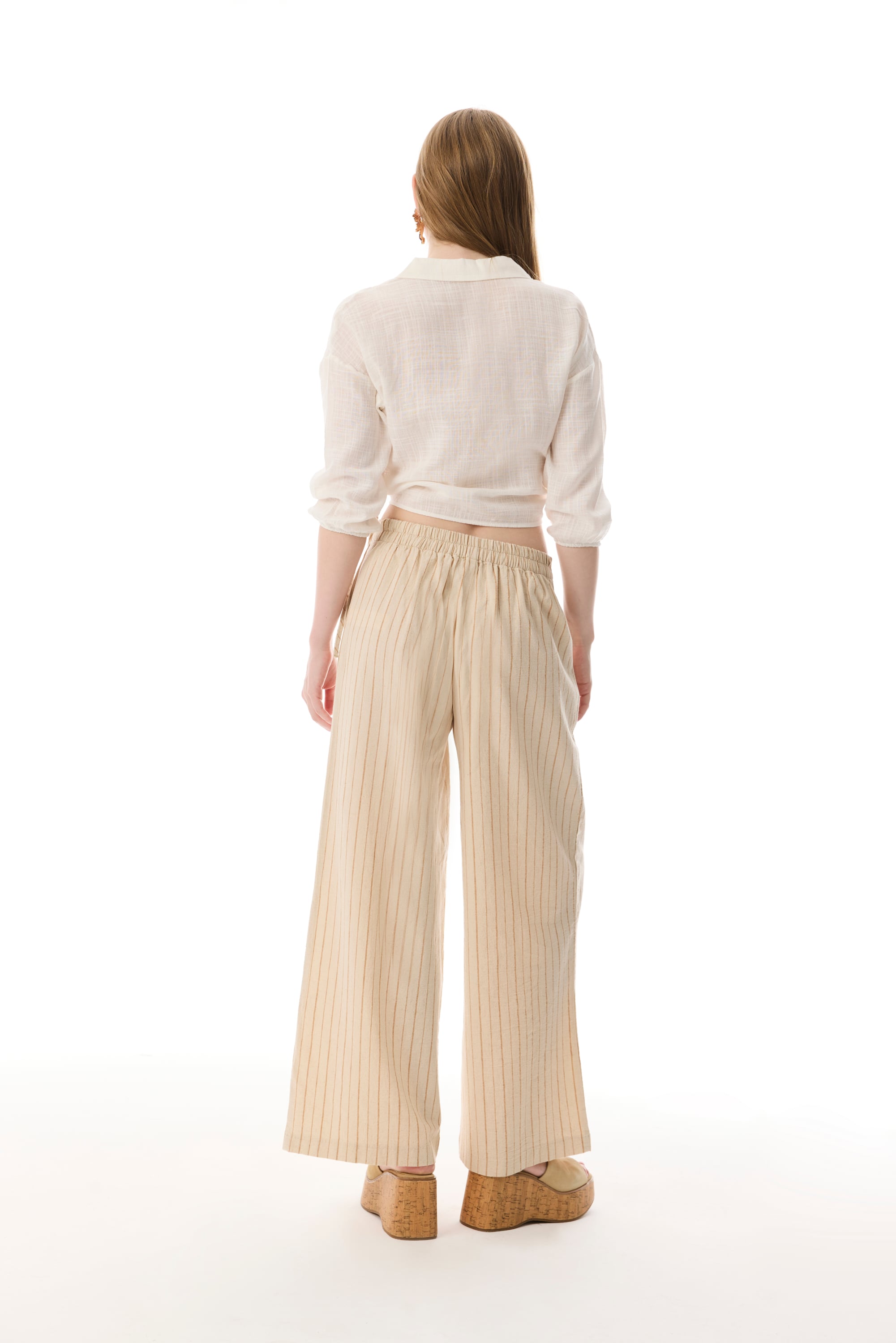 BELİ BAĞLAMALI V YAKA CROP BLUZ