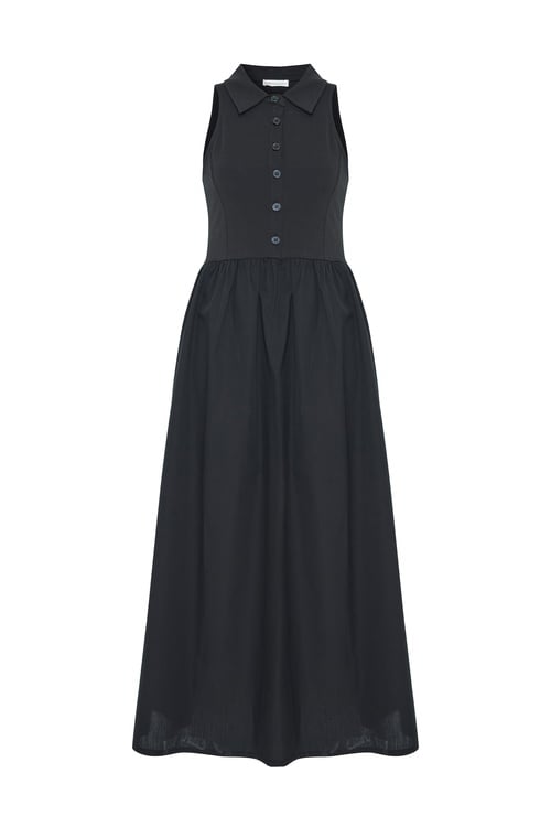 DÜZ KESİM KOLSUZ POLO YAKA MİDİ ELBİSE