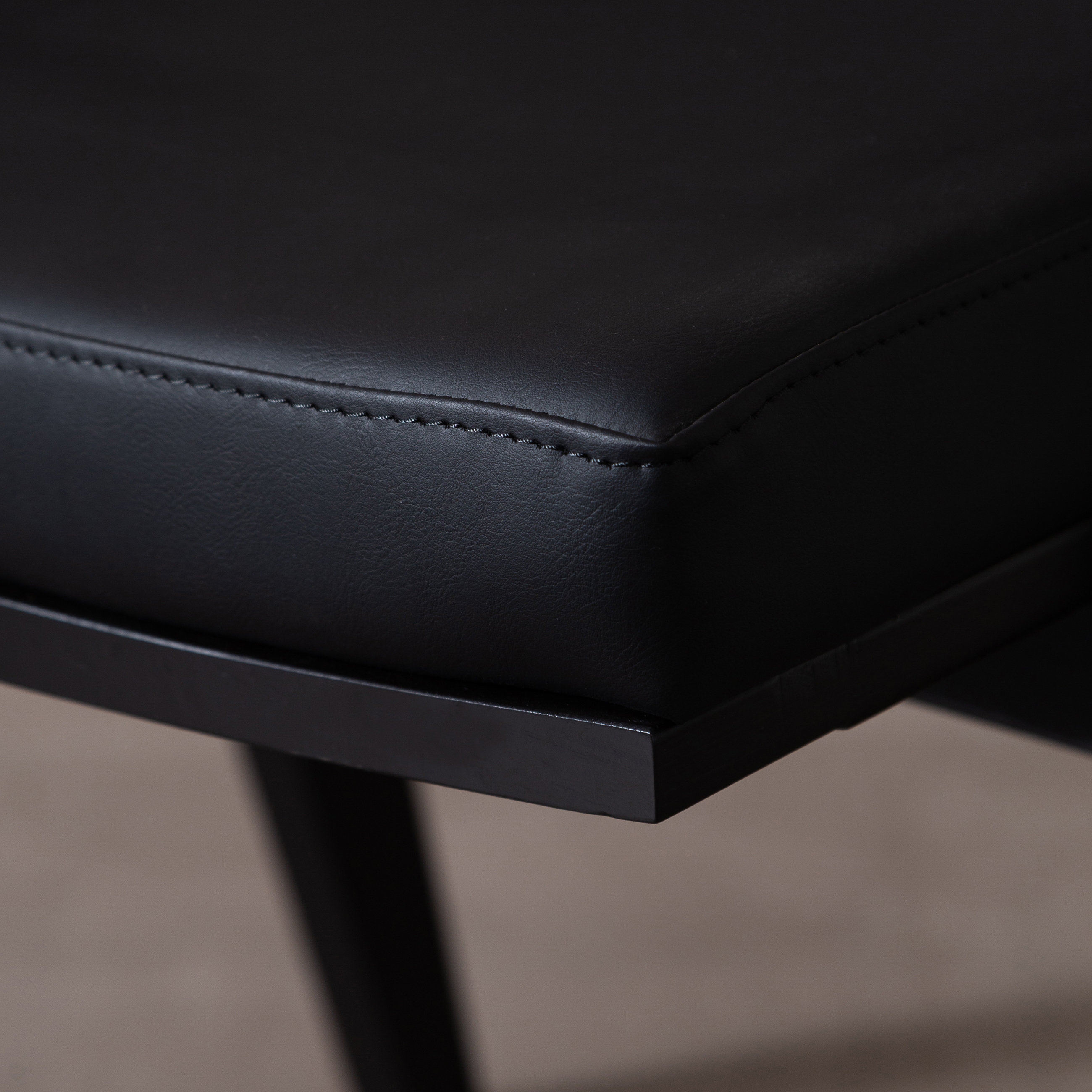 BALLY MASİF AHŞAP HAZERAN SANDALYE SİYAH