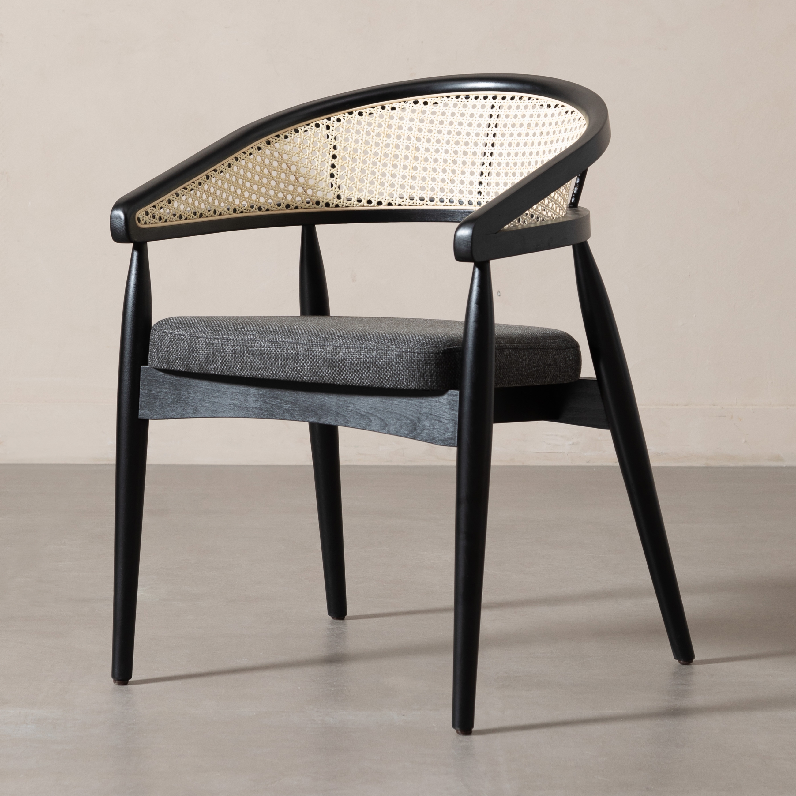 DUIL MASİF AHŞAP HAZERAN SANDALYE SİYAH