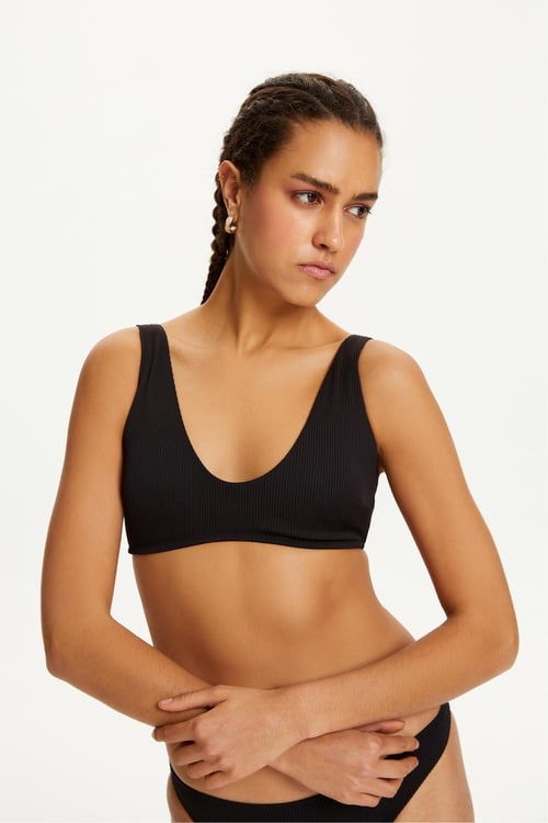  ASKILI BİKİNİ ÜSTÜ