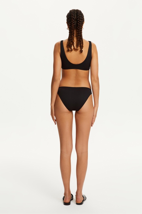  ASKILI BİKİNİ ÜSTÜ