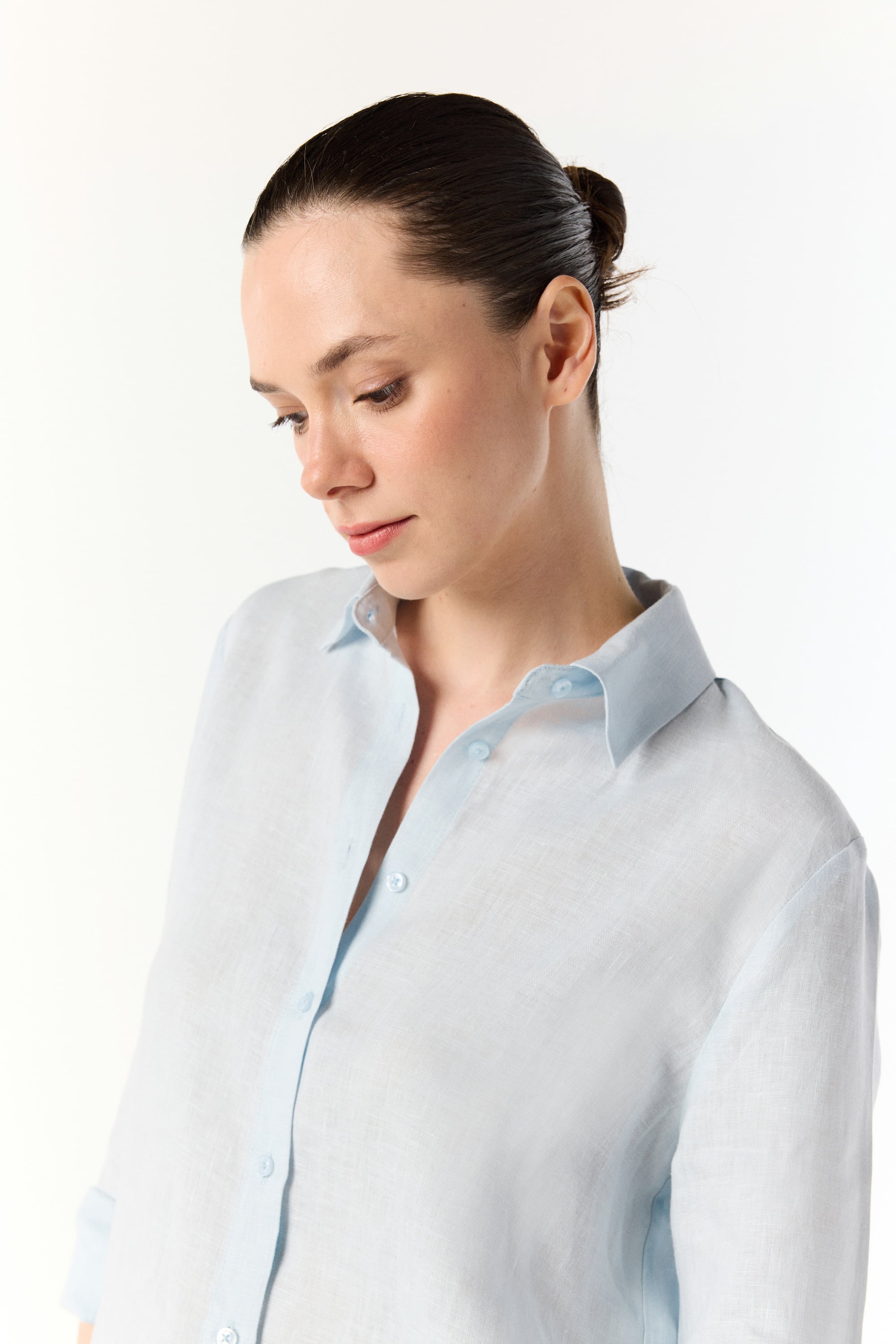 REGULAR FIT UZUN KOLLU KETEN GÖMLEK