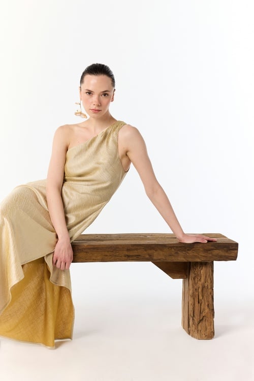  TEK OMUZ YIRTMAÇLI MİDİ ELBİSE