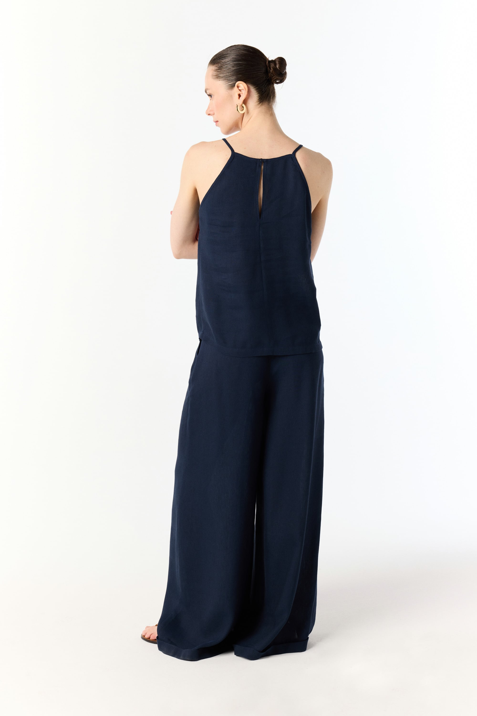 KOLSUZ ASKILI KETEN KARIŞIMLI BLUZ