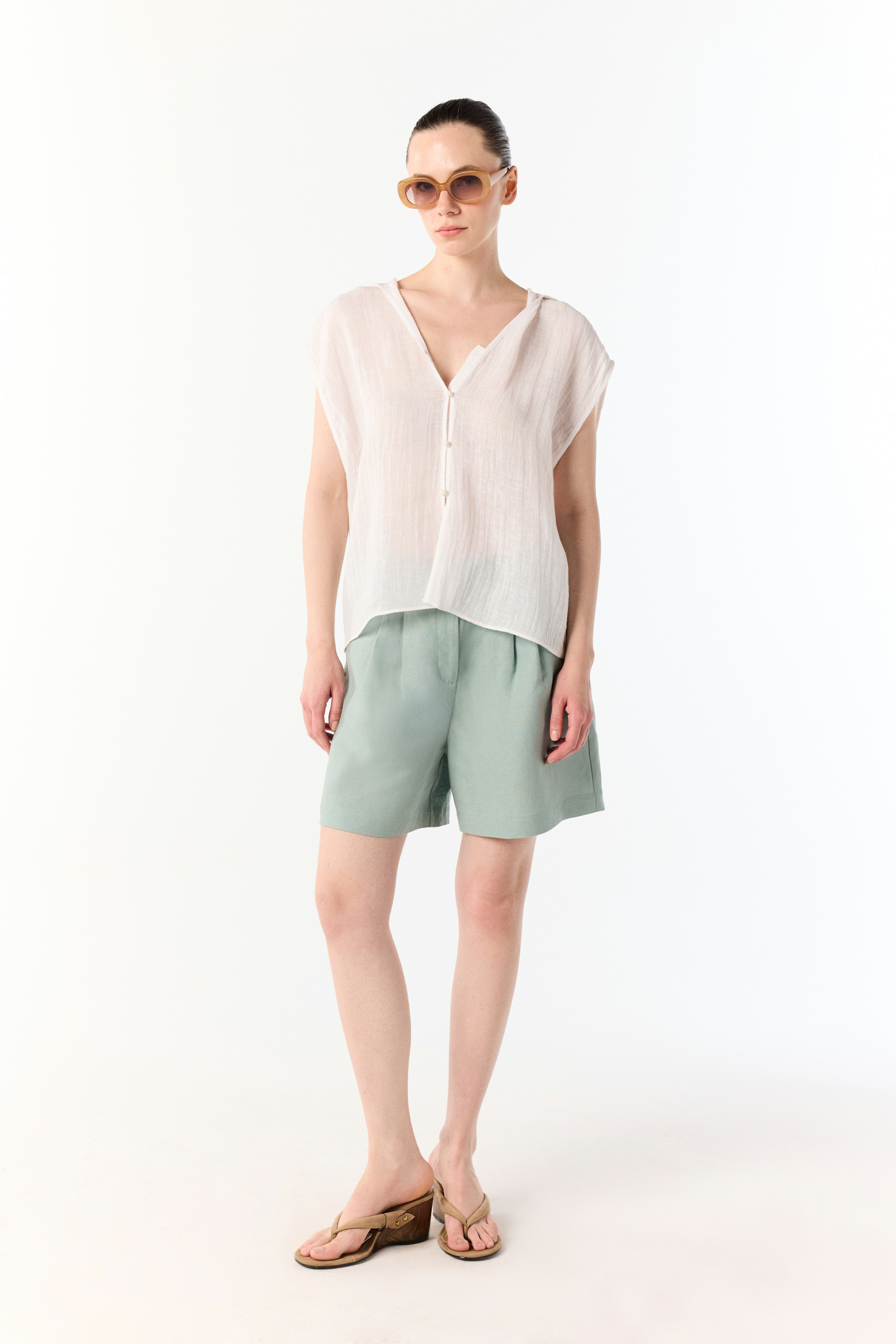 PİLELİ KISA KETEN ŞORT