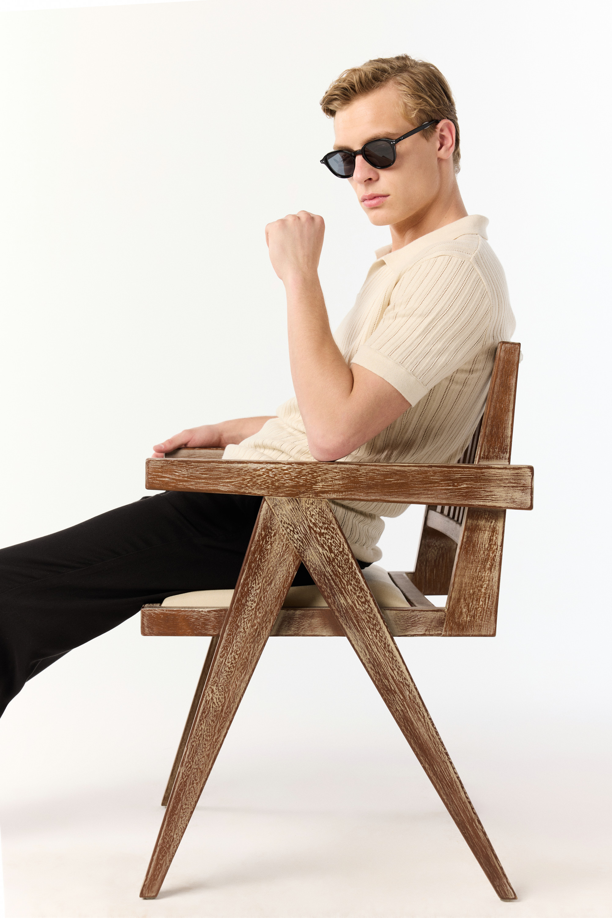 JAKARLI POLO YAKA KISA KOLLU TRİKO KAZAK