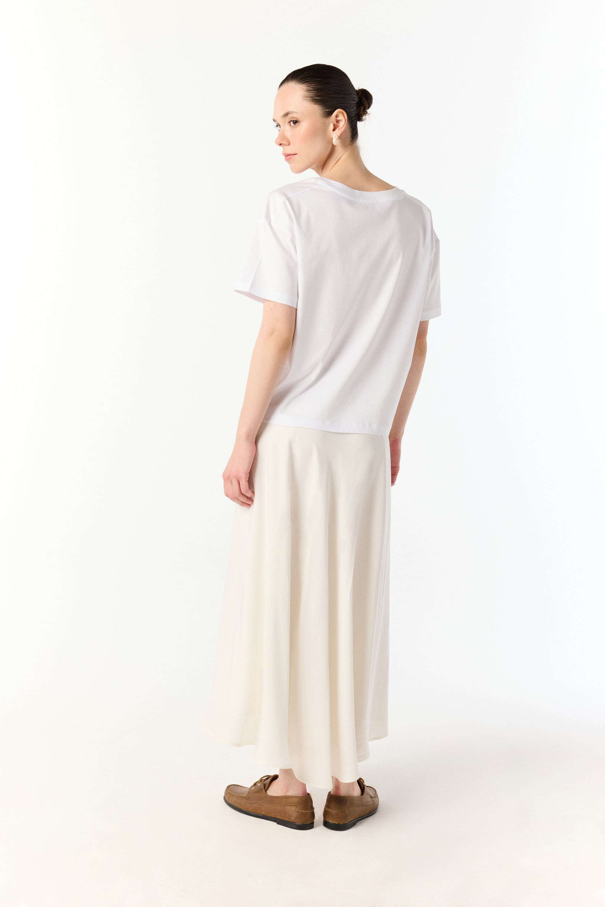 V YAKA KISA KOLLU T-SHIRT