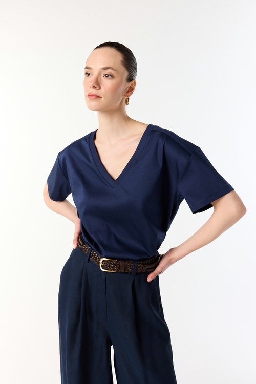  V YAKA KISA KOLLU T-SHIRT