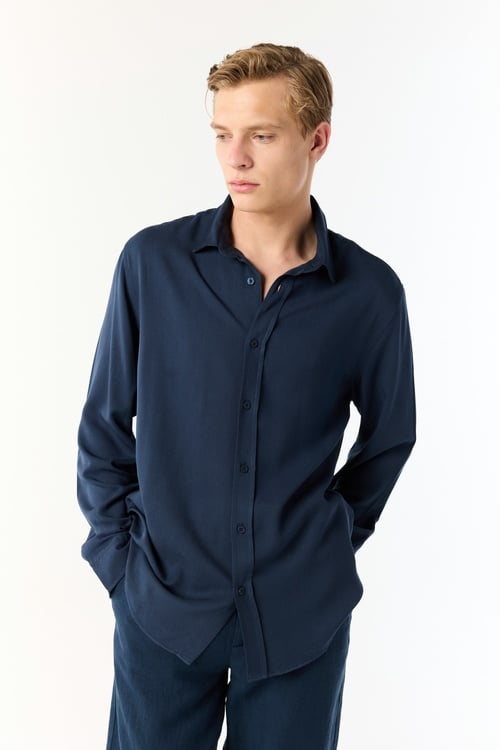  REGULAR FIT UZUN KOLLU GÖMLEK