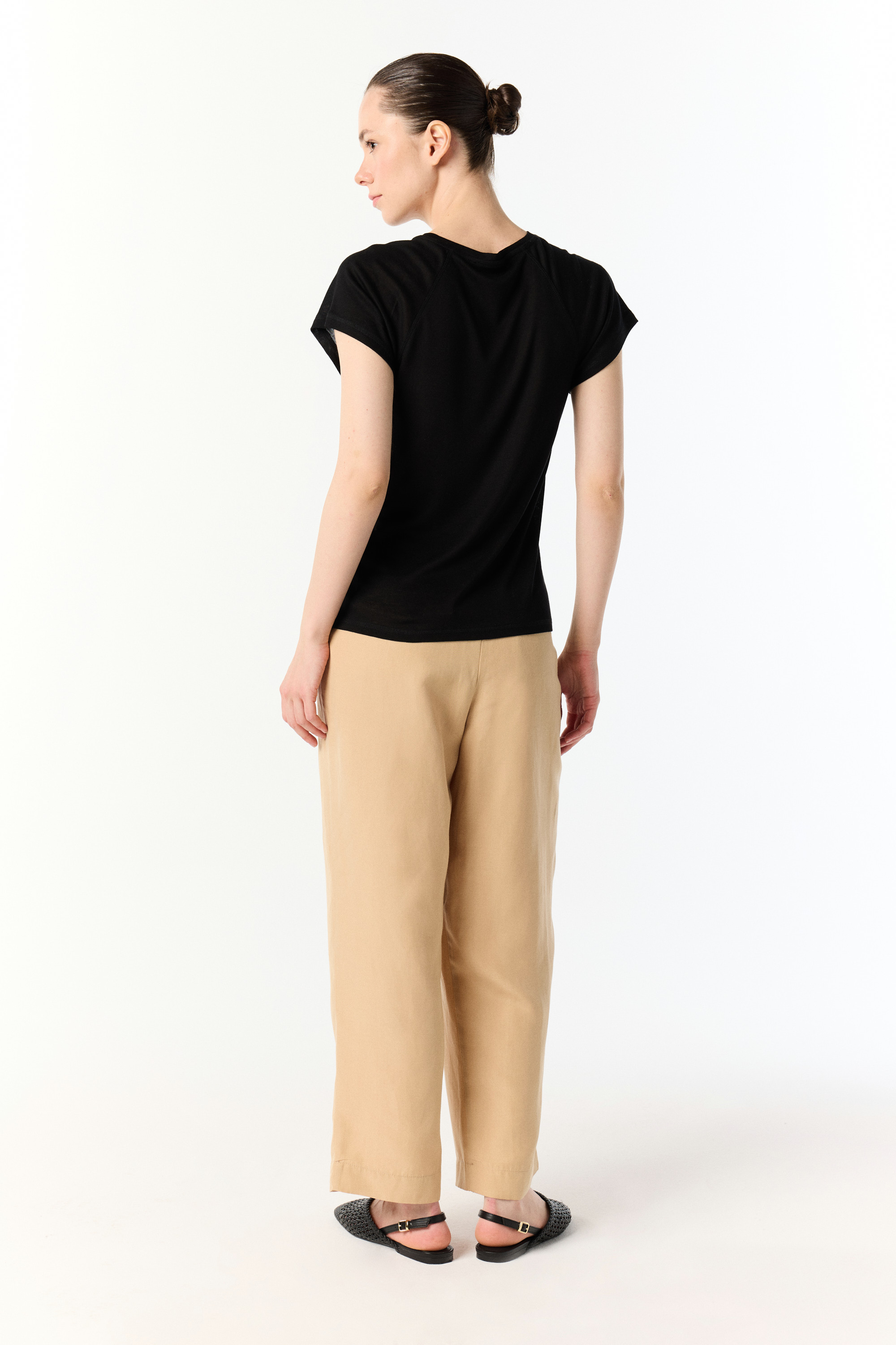 BİSİKLET YAKA LİYOSEL T-SHIRT