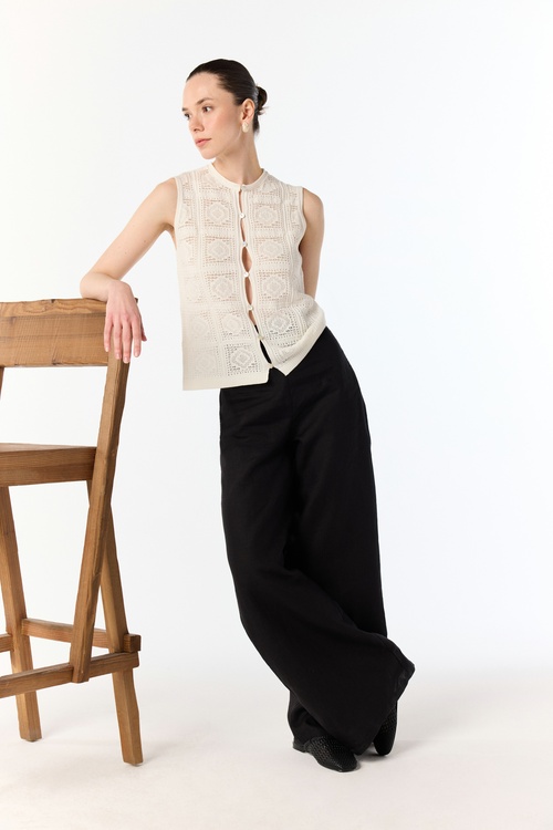  BİSİKLET YAKA ÖRGÜ DETAYLI YELEK