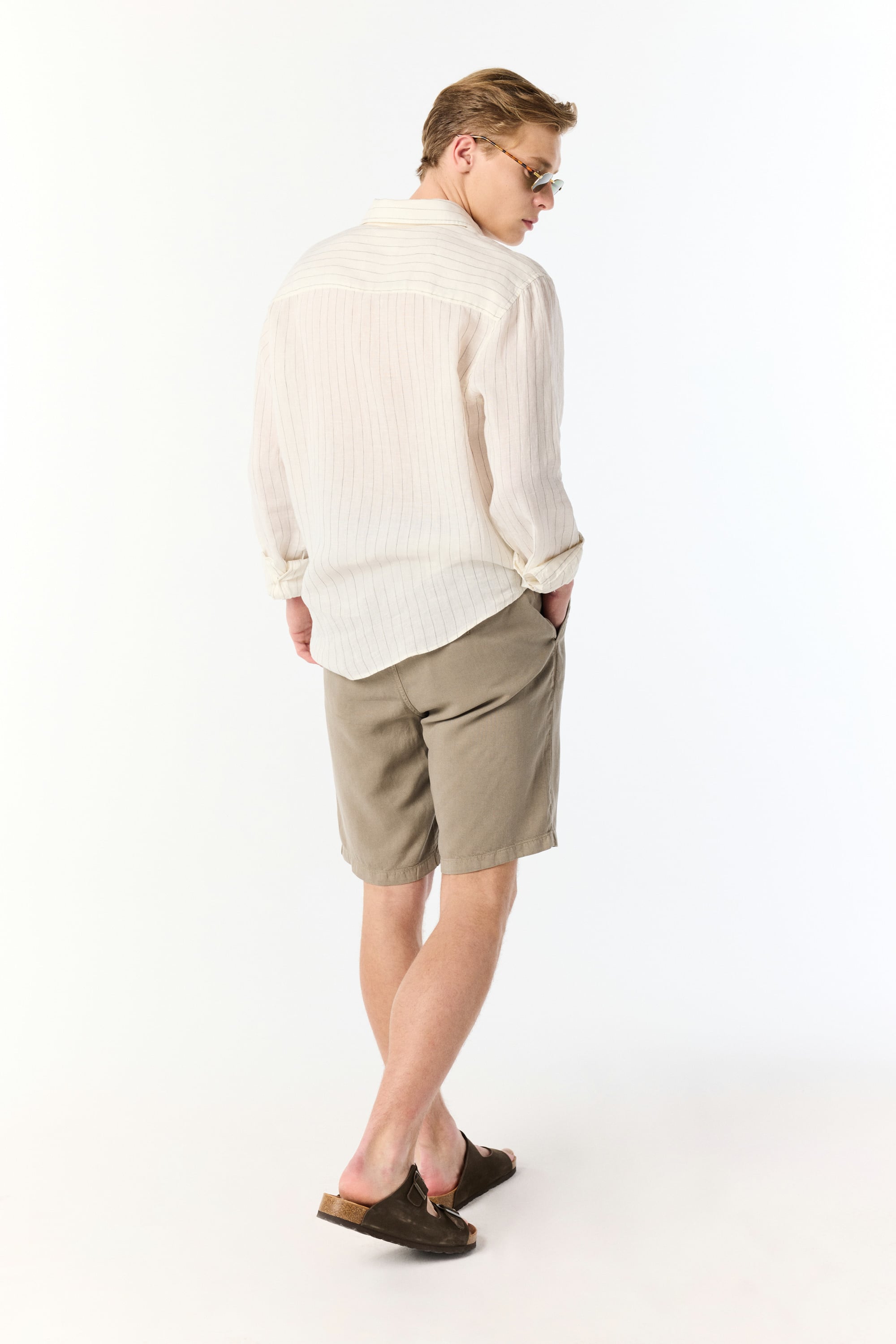 STRAIGHT FIT LİYOSEL ŞORT