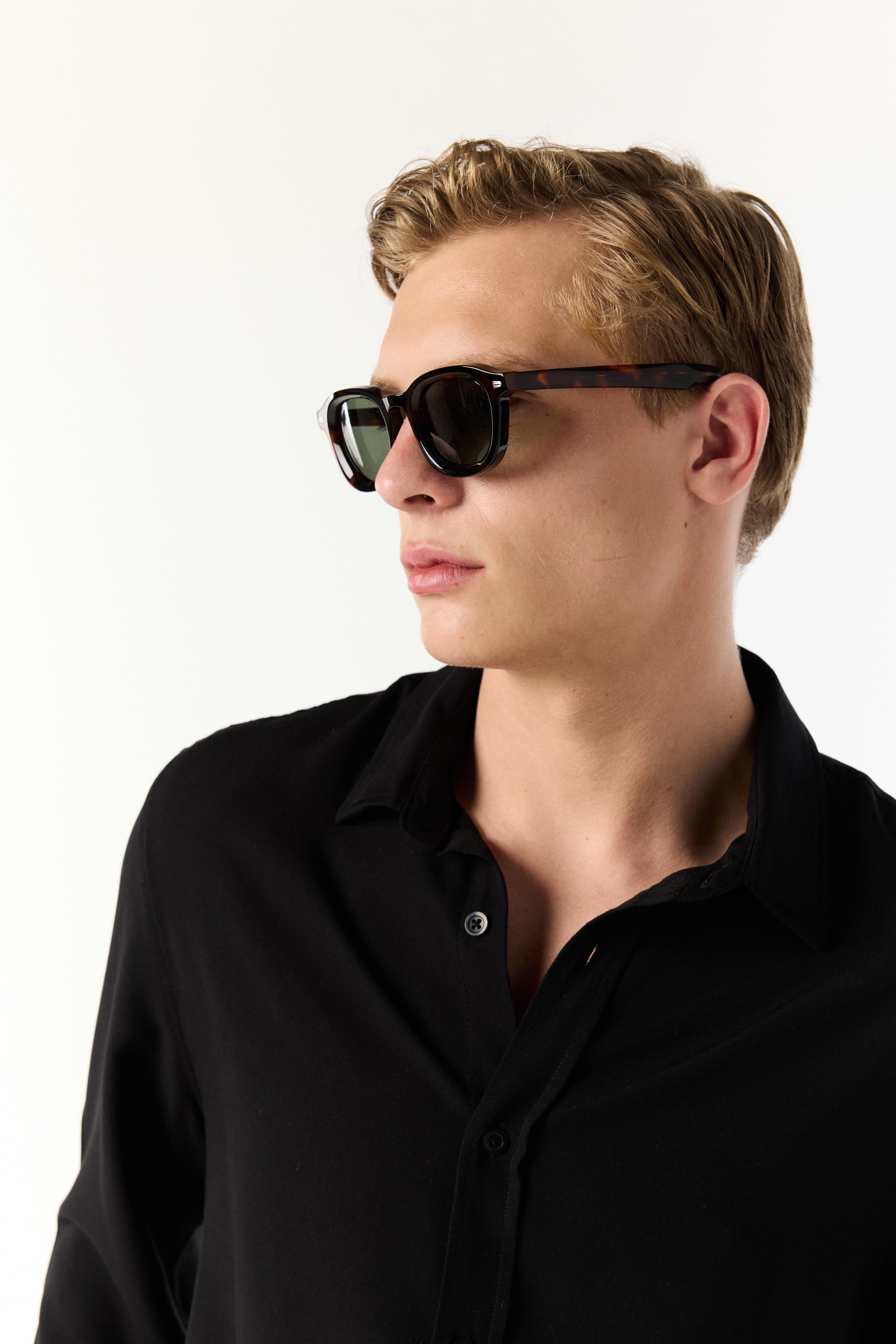 REGULAR FIT UZUN KOLLU GÖMLEK