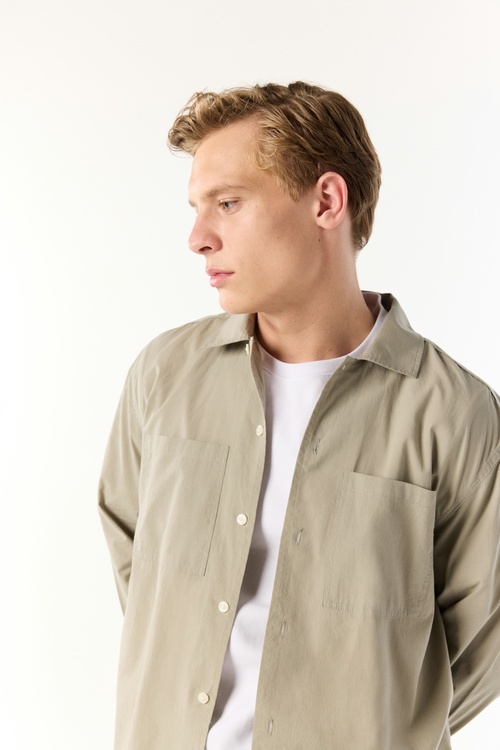  COMFORT FIT ÇİFT CEPLİ UZUN KOLLU GÖMLEK