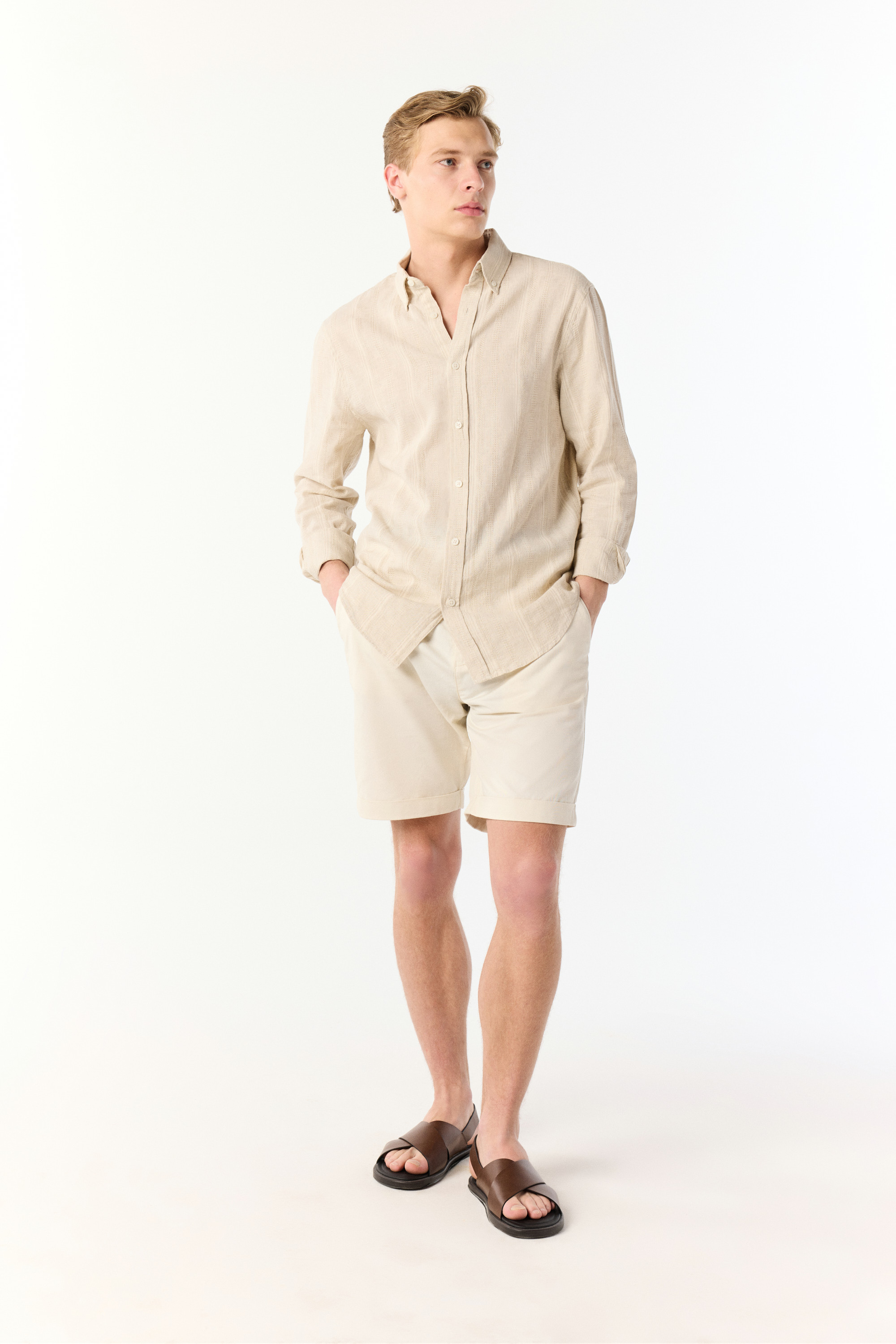 ÇİZGİLİ KETEN KARIŞIMLI REGULAR FIT GÖMLEK