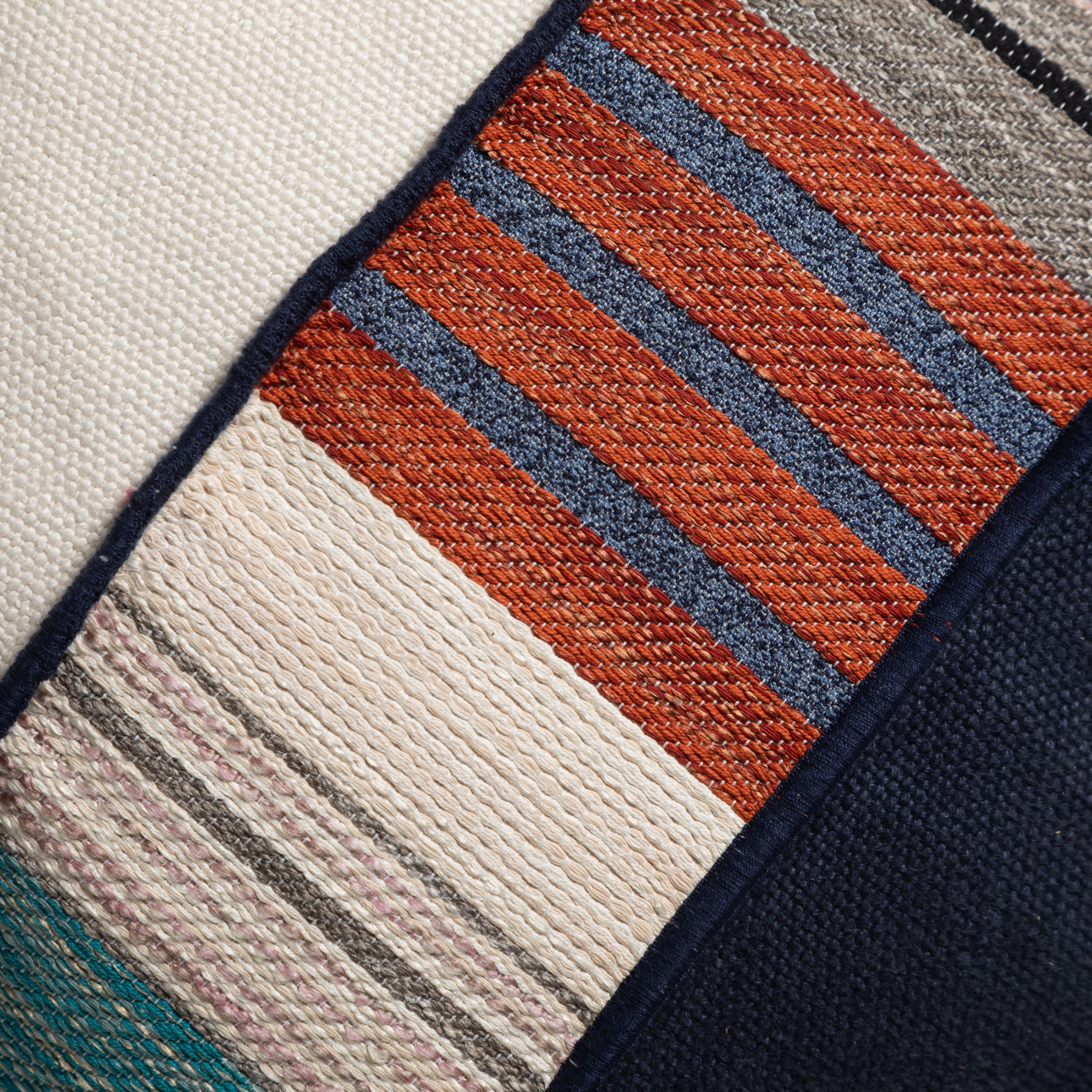 FISH KIRLENT LACİVERT 40X50